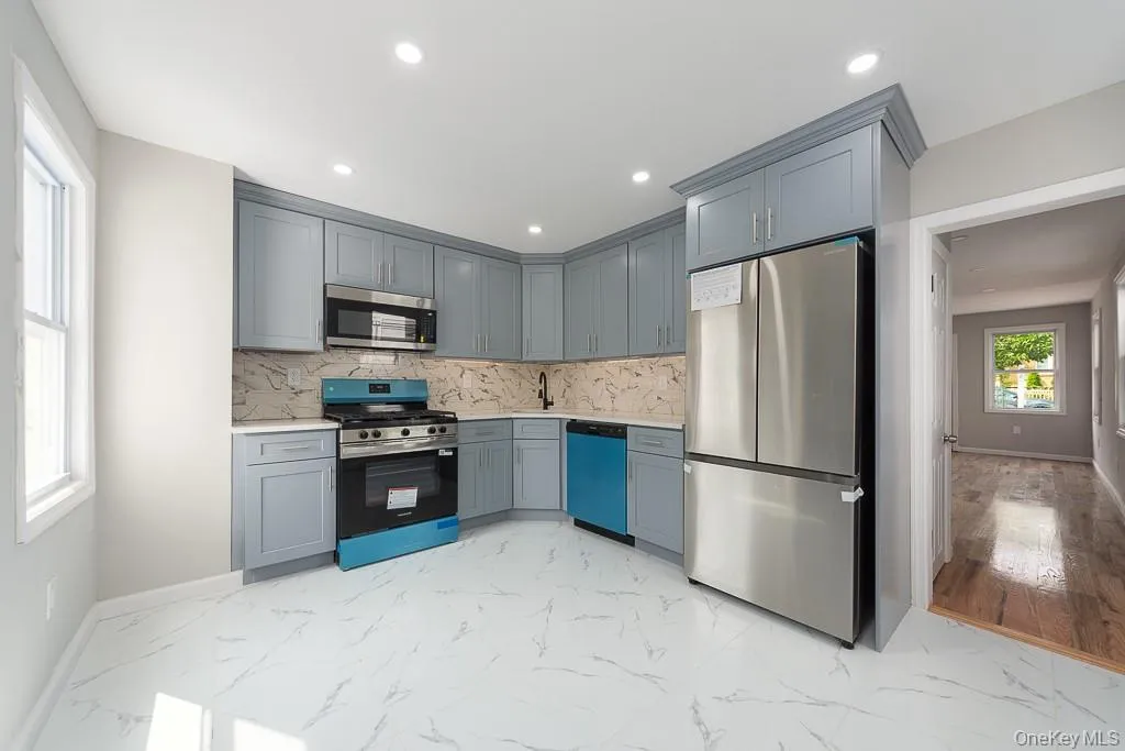 12313 144th Street, New York, NY, 2 Bedrooms Bedrooms, 4 Rooms Rooms,2 BathroomsBathrooms,Residential,For Rent,144th,0,1038971 12313 144th Street, New York, NY, 2 Bedrooms Bedrooms, 4 Rooms Rooms,2 BathroomsBathrooms,Residential,For Rent,144th,0,1038971