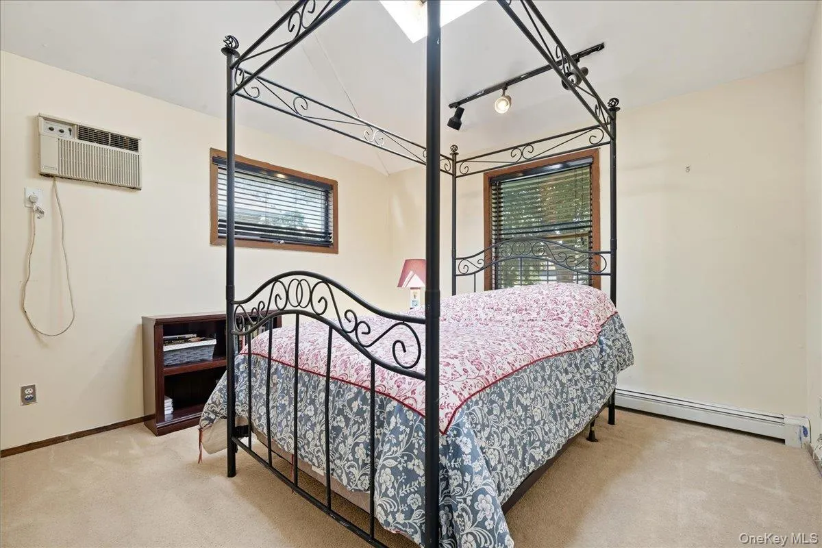 53 Larch Avenue, Hempstead, NY, 5 Bedrooms Bedrooms, 10 Rooms Rooms,1 BathroomBathrooms,Residential,For Rent,Larch,0,1038973 53 Larch Avenue, Hempstead, NY, 5 Bedrooms Bedrooms, 10 Rooms Rooms,1 BathroomBathrooms,Residential,For Rent,Larch,0,1038973