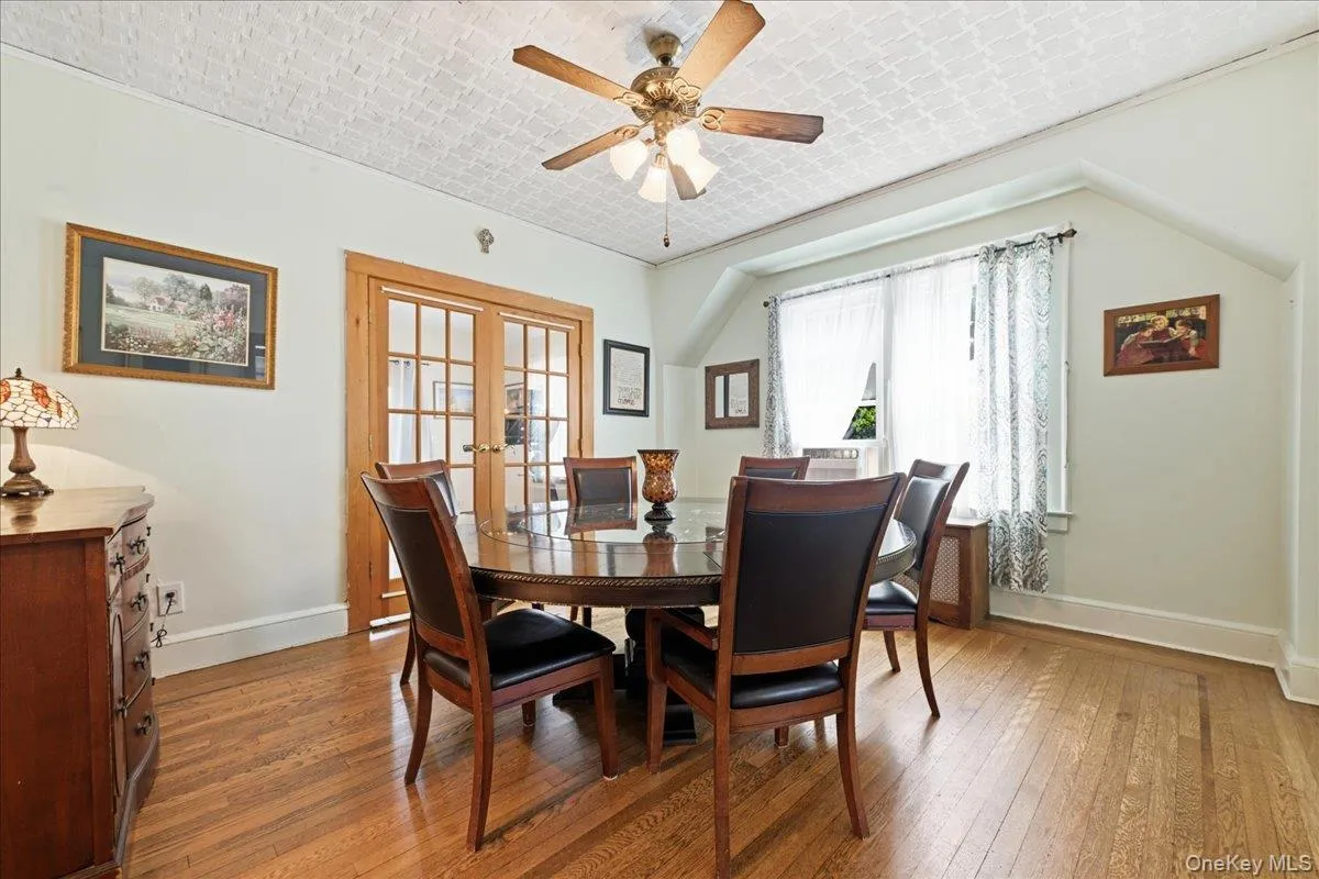 53 Larch Avenue, Hempstead, NY, 5 Bedrooms Bedrooms, 10 Rooms Rooms,1 BathroomBathrooms,Residential,For Rent,Larch,0,1038973 53 Larch Avenue, Hempstead, NY, 5 Bedrooms Bedrooms, 10 Rooms Rooms,1 BathroomBathrooms,Residential,For Rent,Larch,0,1038973