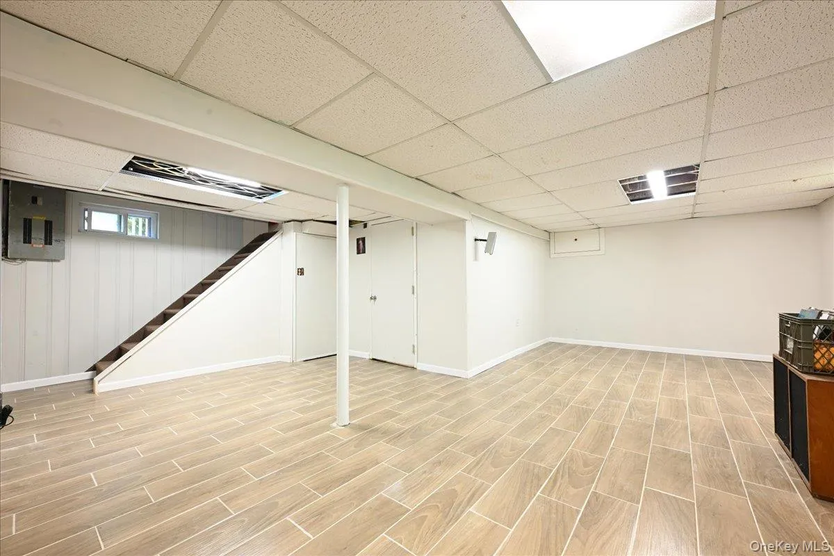 53 Larch Avenue, Hempstead, NY, 5 Bedrooms Bedrooms, 10 Rooms Rooms,1 BathroomBathrooms,Residential,For Rent,Larch,0,1038973 53 Larch Avenue, Hempstead, NY, 5 Bedrooms Bedrooms, 10 Rooms Rooms,1 BathroomBathrooms,Residential,For Rent,Larch,0,1038973