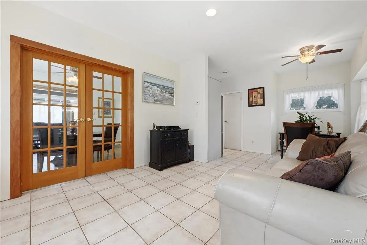 53 Larch Avenue, Hempstead, NY, 5 Bedrooms Bedrooms, 10 Rooms Rooms,1 BathroomBathrooms,Residential,For Rent,Larch,0,1038973 53 Larch Avenue, Hempstead, NY, 5 Bedrooms Bedrooms, 10 Rooms Rooms,1 BathroomBathrooms,Residential,For Rent,Larch,0,1038973