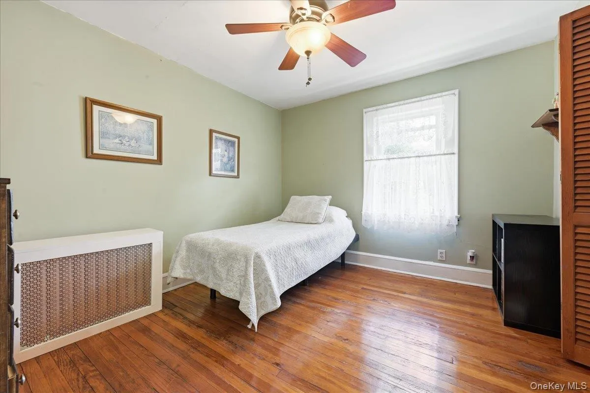 53 Larch Avenue, Hempstead, NY, 5 Bedrooms Bedrooms, 10 Rooms Rooms,1 BathroomBathrooms,Residential,For Rent,Larch,0,1038973 53 Larch Avenue, Hempstead, NY, 5 Bedrooms Bedrooms, 10 Rooms Rooms,1 BathroomBathrooms,Residential,For Rent,Larch,0,1038973