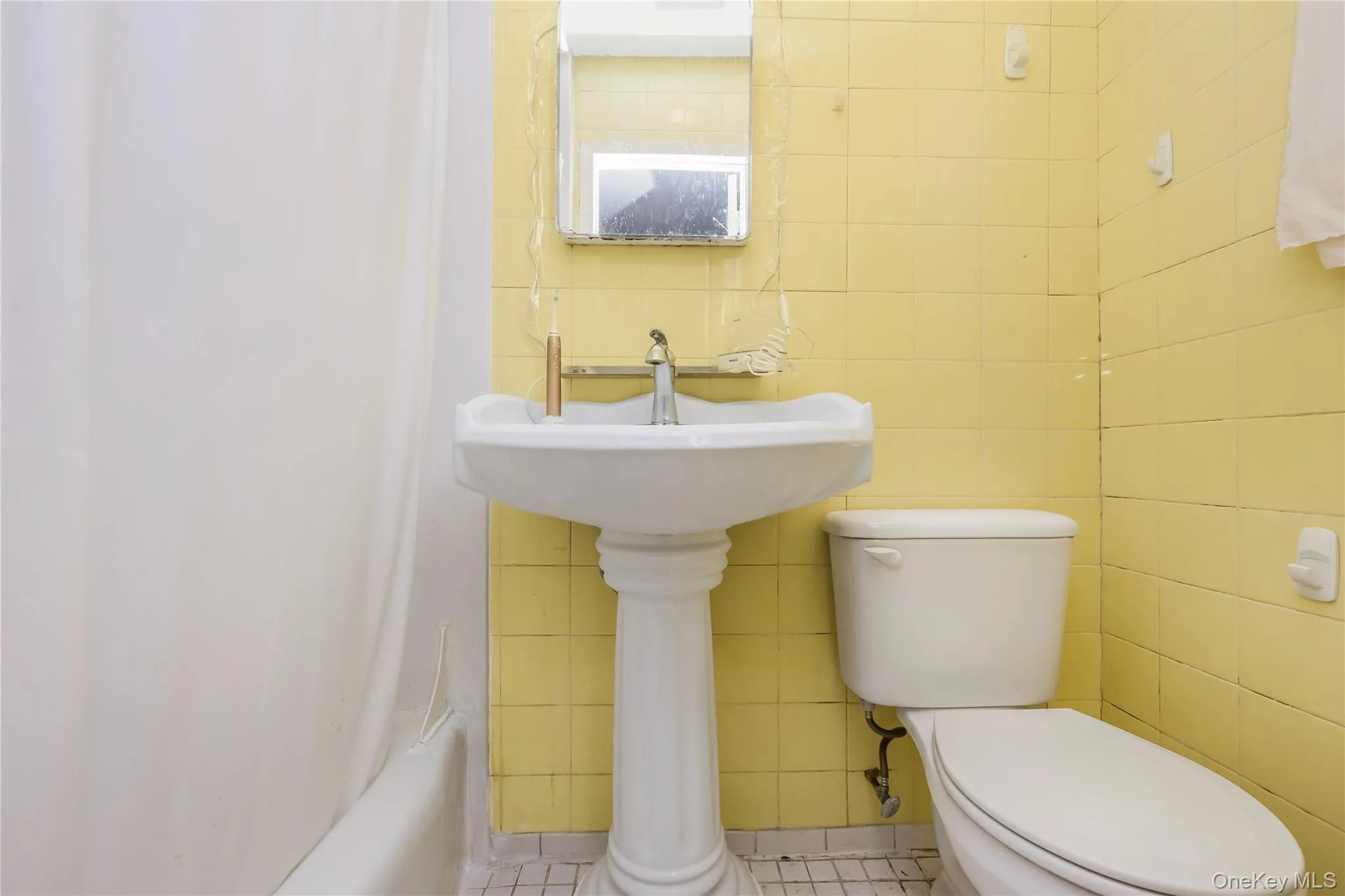 3701 Ruby Lane, Hempstead, NY, 5 Bedrooms Bedrooms, 9 Rooms Rooms,2 BathroomsBathrooms,Residential,For Rent,Ruby,0,1038976 3701 Ruby Lane, Hempstead, NY, 5 Bedrooms Bedrooms, 9 Rooms Rooms,2 BathroomsBathrooms,Residential,For Rent,Ruby,0,1038976