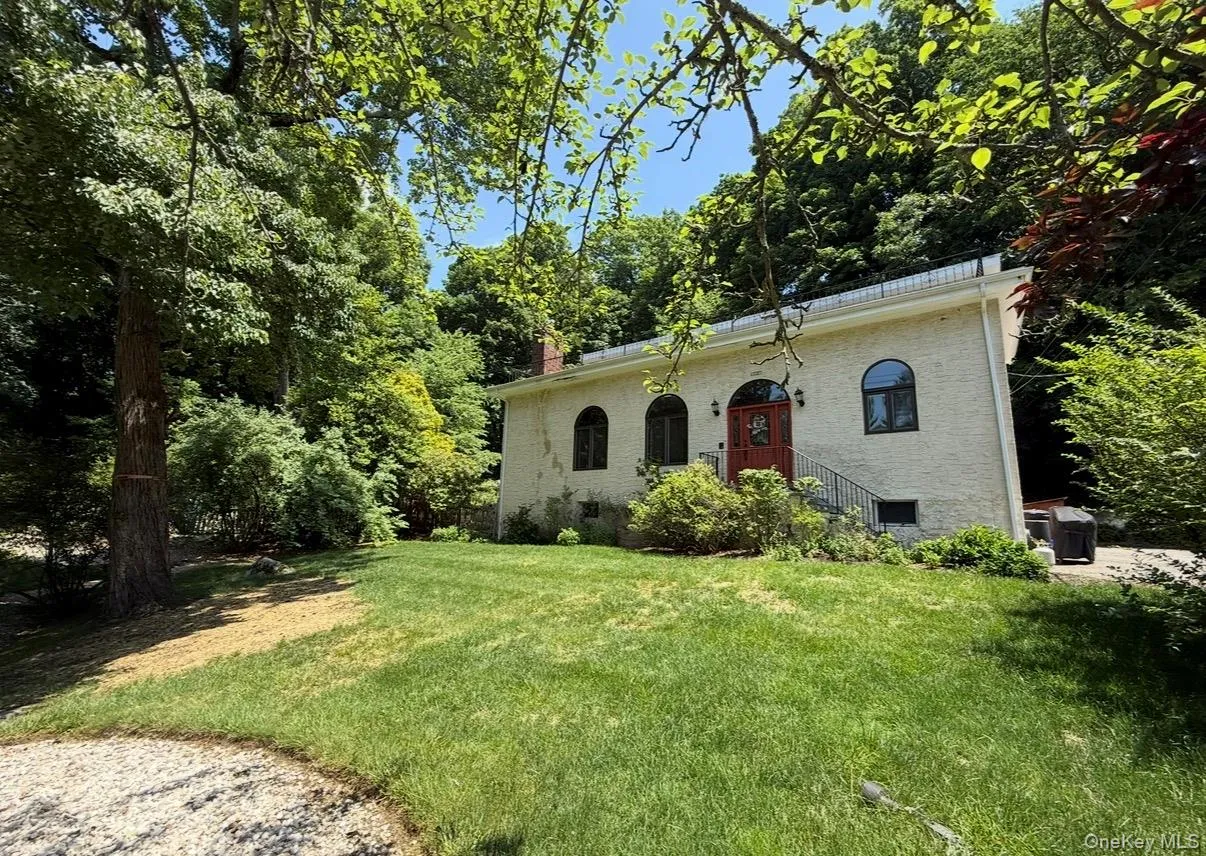 107 Stephenson Terrace, Mount Pleasant, NY, 3 Bedrooms Bedrooms, 7 Rooms Rooms,3 BathroomsBathrooms,Residential,For Rent,Stephenson,0,1038981 107 Stephenson Terrace, Mount Pleasant, NY, 3 Bedrooms Bedrooms, 7 Rooms Rooms,3 BathroomsBathrooms,Residential,For Rent,Stephenson,0,1038981