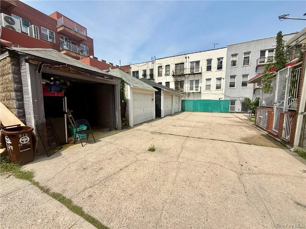 816 53rd Street, New York, NY, 3 Bedrooms Bedrooms, 7 Rooms Rooms,2 BathroomsBathrooms,Residential,For Rent,53rd,0,1038985 816 53rd Street, New York, NY, 3 Bedrooms Bedrooms, 7 Rooms Rooms,2 BathroomsBathrooms,Residential,For Rent,53rd,0,1038985