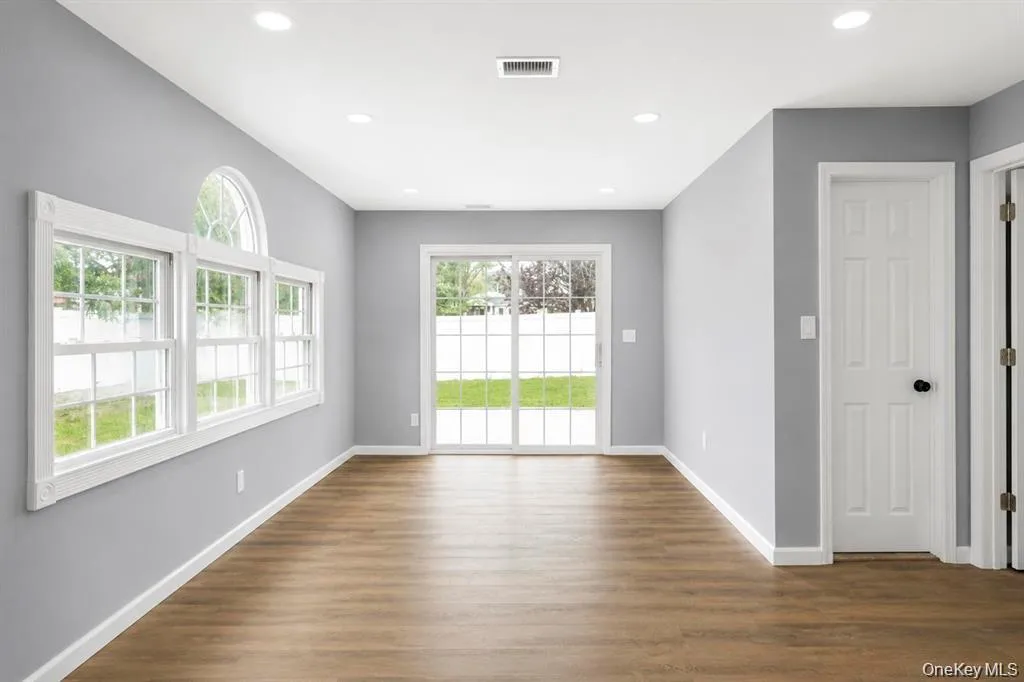 779 Peconic Avenue, Babylon, NY, 4 Bedrooms Bedrooms, 8 Rooms Rooms,4 BathroomsBathrooms,Residential,For Rent,Peconic,0,1038986 779 Peconic Avenue, Babylon, NY, 4 Bedrooms Bedrooms, 8 Rooms Rooms,4 BathroomsBathrooms,Residential,For Rent,Peconic,0,1038986