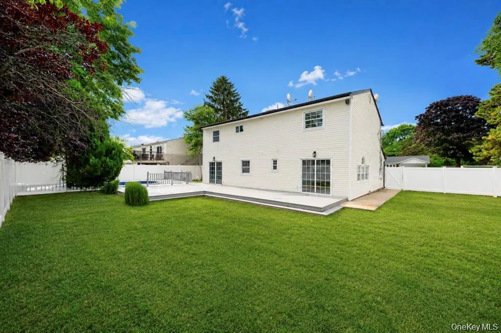779 Peconic Avenue, Babylon, NY, 4 Bedrooms Bedrooms, 8 Rooms Rooms,4 BathroomsBathrooms,Residential,For Rent,Peconic,0,1038986 779 Peconic Avenue, Babylon, NY, 4 Bedrooms Bedrooms, 8 Rooms Rooms,4 BathroomsBathrooms,Residential,For Rent,Peconic,0,1038986