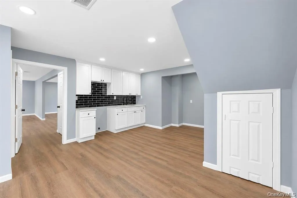 779 Peconic Avenue, Babylon, NY, 4 Bedrooms Bedrooms, 8 Rooms Rooms,4 BathroomsBathrooms,Residential,For Rent,Peconic,0,1038986 779 Peconic Avenue, Babylon, NY, 4 Bedrooms Bedrooms, 8 Rooms Rooms,4 BathroomsBathrooms,Residential,For Rent,Peconic,0,1038986