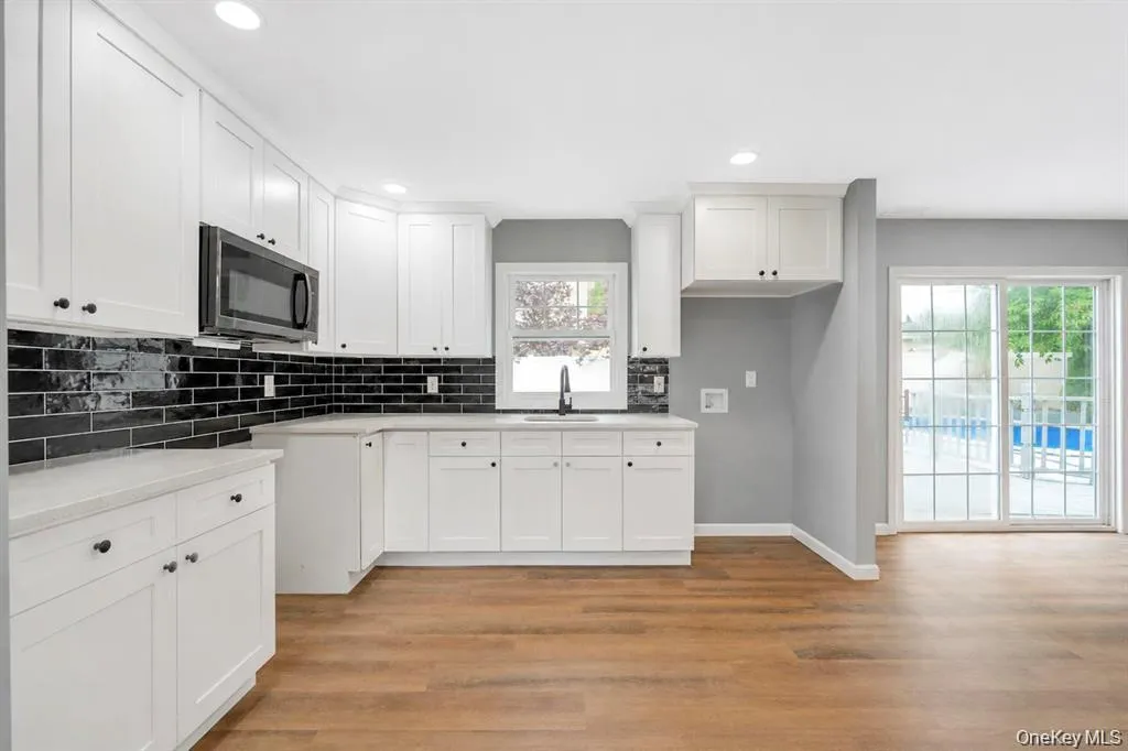 779 Peconic Avenue, Babylon, NY, 4 Bedrooms Bedrooms, 8 Rooms Rooms,4 BathroomsBathrooms,Residential,For Rent,Peconic,0,1038986 779 Peconic Avenue, Babylon, NY, 4 Bedrooms Bedrooms, 8 Rooms Rooms,4 BathroomsBathrooms,Residential,For Rent,Peconic,0,1038986