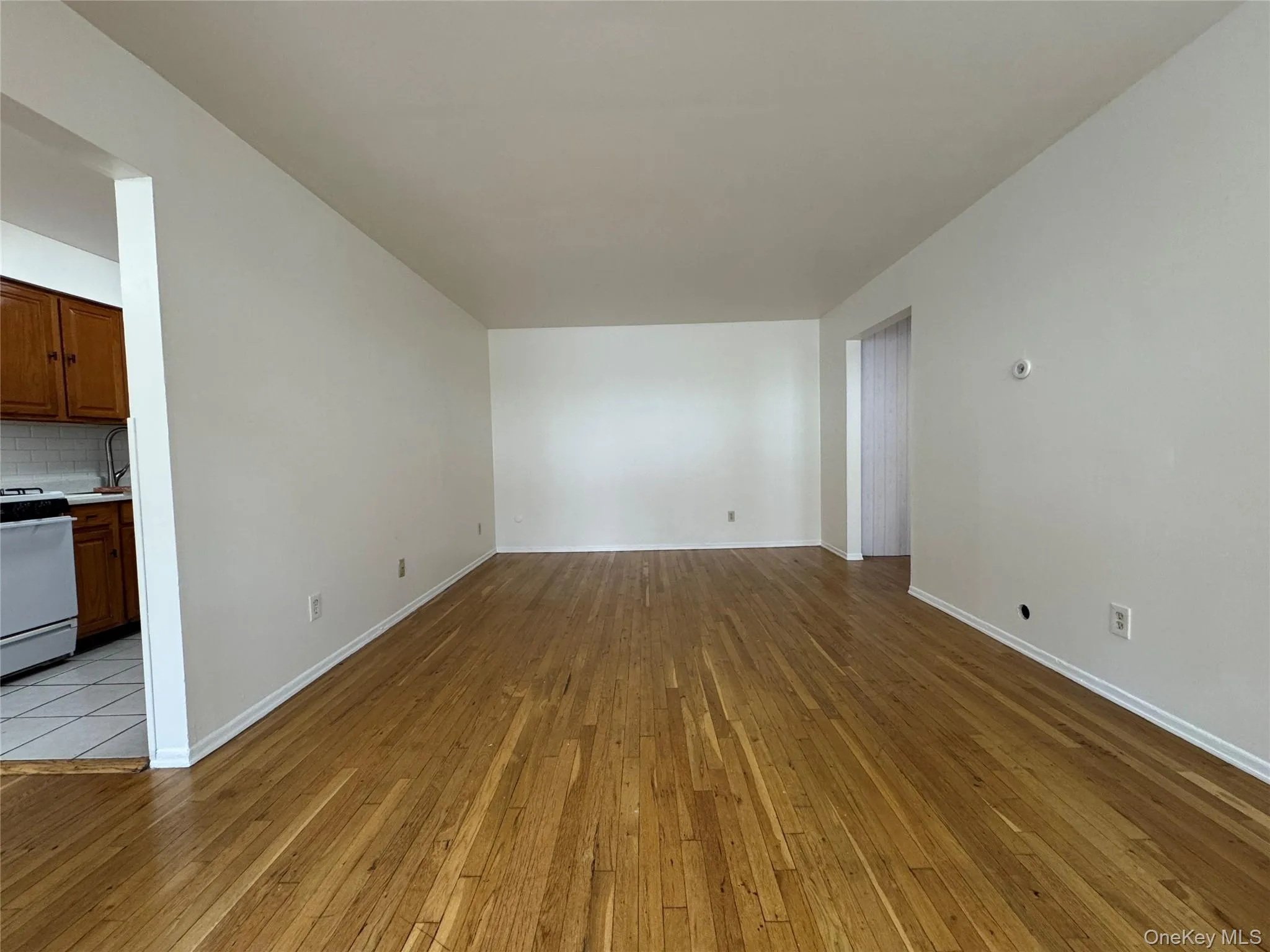 8 Colonial Road, Beacon, NY, 1 Bedroom Bedrooms, 2 Rooms Rooms,1 BathroomBathrooms,Residential Lease,For Rent,Colonial,0,1038988 8 Colonial Road, Beacon, NY, 1 Bedroom Bedrooms, 2 Rooms Rooms,1 BathroomBathrooms,Residential Lease,For Rent,Colonial,0,1038988