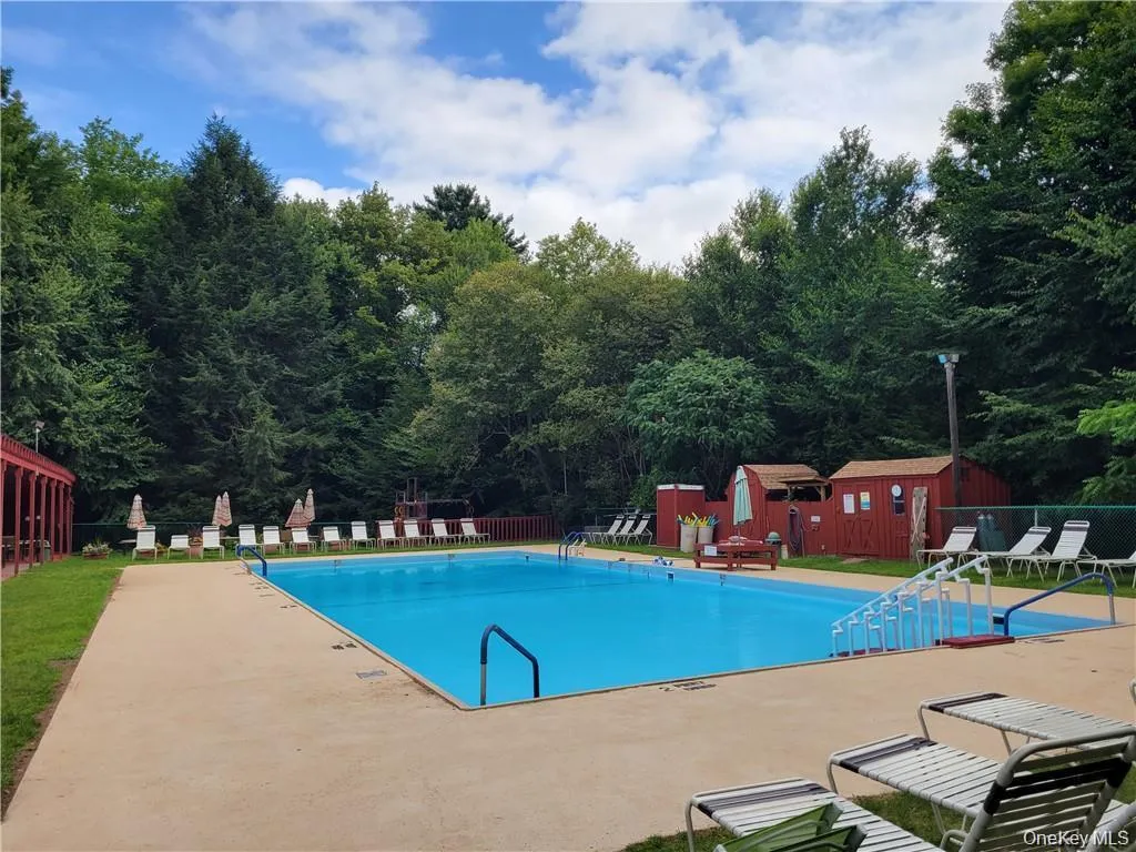 198 Pine Grove Road, Bethel, NY, 3 Bedrooms Bedrooms, 6 Rooms Rooms,1 BathroomBathrooms,Residential,For Rent,Pine Grove,0,1038995 198 Pine Grove Road, Bethel, NY, 3 Bedrooms Bedrooms, 6 Rooms Rooms,1 BathroomBathrooms,Residential,For Rent,Pine Grove,0,1038995