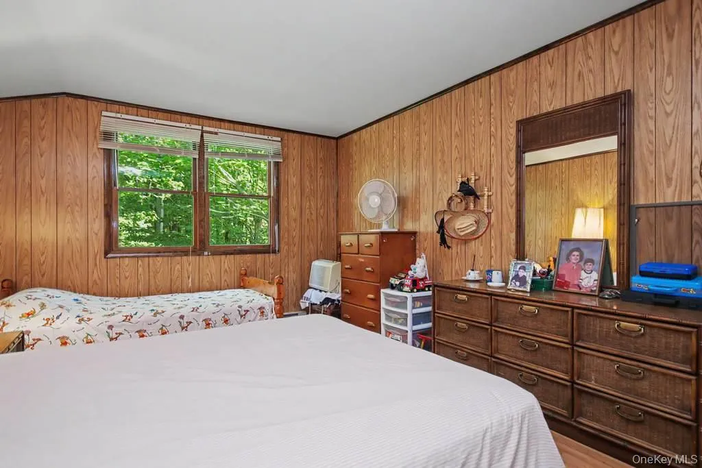 198 Pine Grove Road, Bethel, NY, 3 Bedrooms Bedrooms, 6 Rooms Rooms,1 BathroomBathrooms,Residential,For Rent,Pine Grove,0,1038995 198 Pine Grove Road, Bethel, NY, 3 Bedrooms Bedrooms, 6 Rooms Rooms,1 BathroomBathrooms,Residential,For Rent,Pine Grove,0,1038995