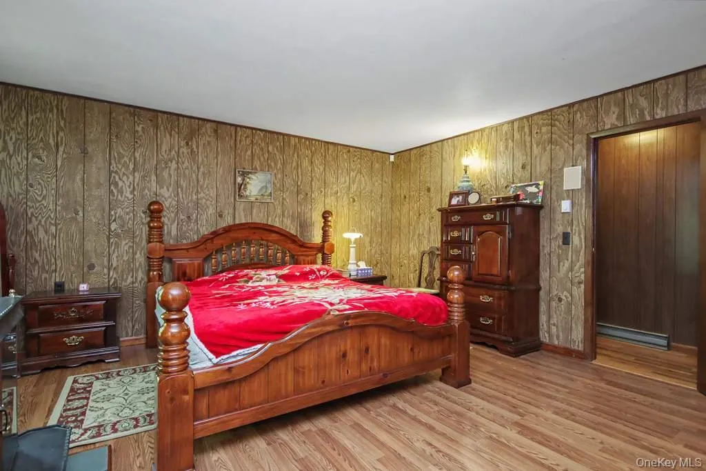 198 Pine Grove Road, Bethel, NY, 3 Bedrooms Bedrooms, 6 Rooms Rooms,1 BathroomBathrooms,Residential,For Rent,Pine Grove,0,1038995 198 Pine Grove Road, Bethel, NY, 3 Bedrooms Bedrooms, 6 Rooms Rooms,1 BathroomBathrooms,Residential,For Rent,Pine Grove,0,1038995