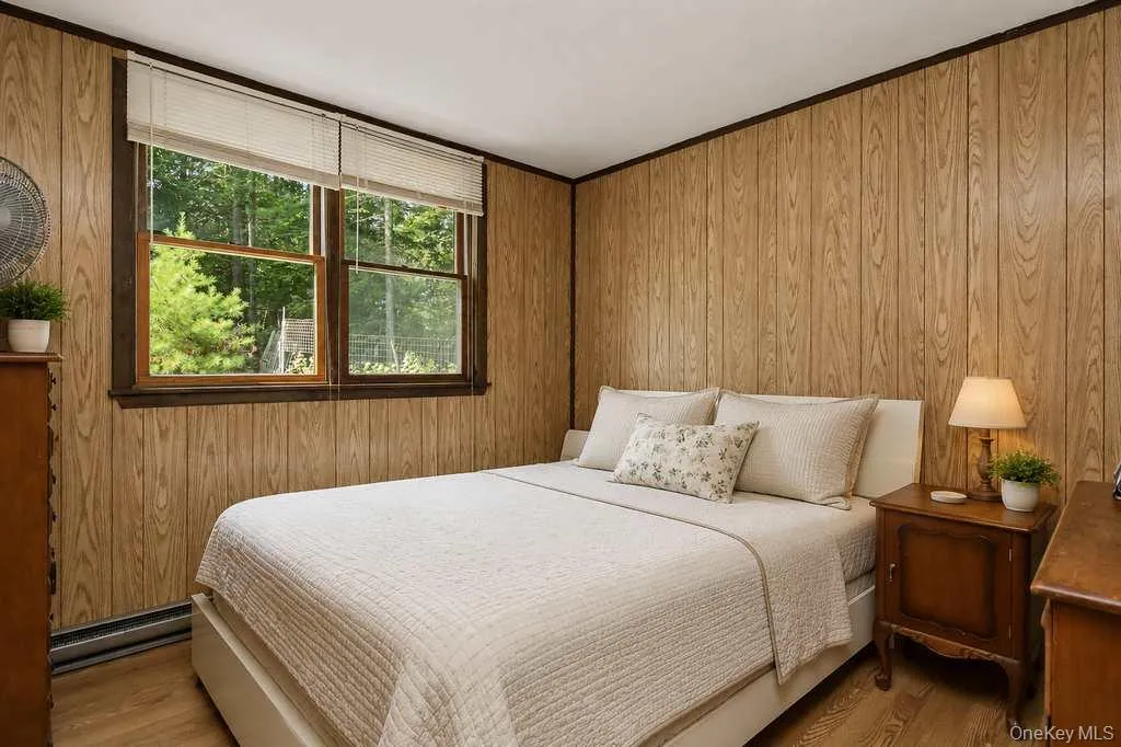 198 Pine Grove Road, Bethel, NY, 3 Bedrooms Bedrooms, 6 Rooms Rooms,1 BathroomBathrooms,Residential,For Rent,Pine Grove,0,1038995 198 Pine Grove Road, Bethel, NY, 3 Bedrooms Bedrooms, 6 Rooms Rooms,1 BathroomBathrooms,Residential,For Rent,Pine Grove,0,1038995