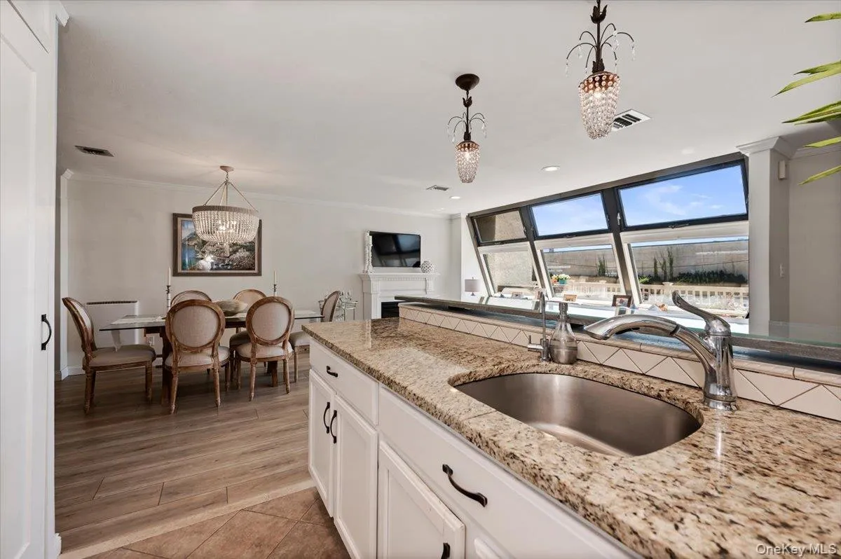 543 Broadway, Long Beach, NY, 3 Bedrooms Bedrooms, 6 Rooms Rooms,1 BathroomBathrooms,Residential,For Rent,Broadway,0,1038998 543 Broadway, Long Beach, NY, 3 Bedrooms Bedrooms, 6 Rooms Rooms,1 BathroomBathrooms,Residential,For Rent,Broadway,0,1038998