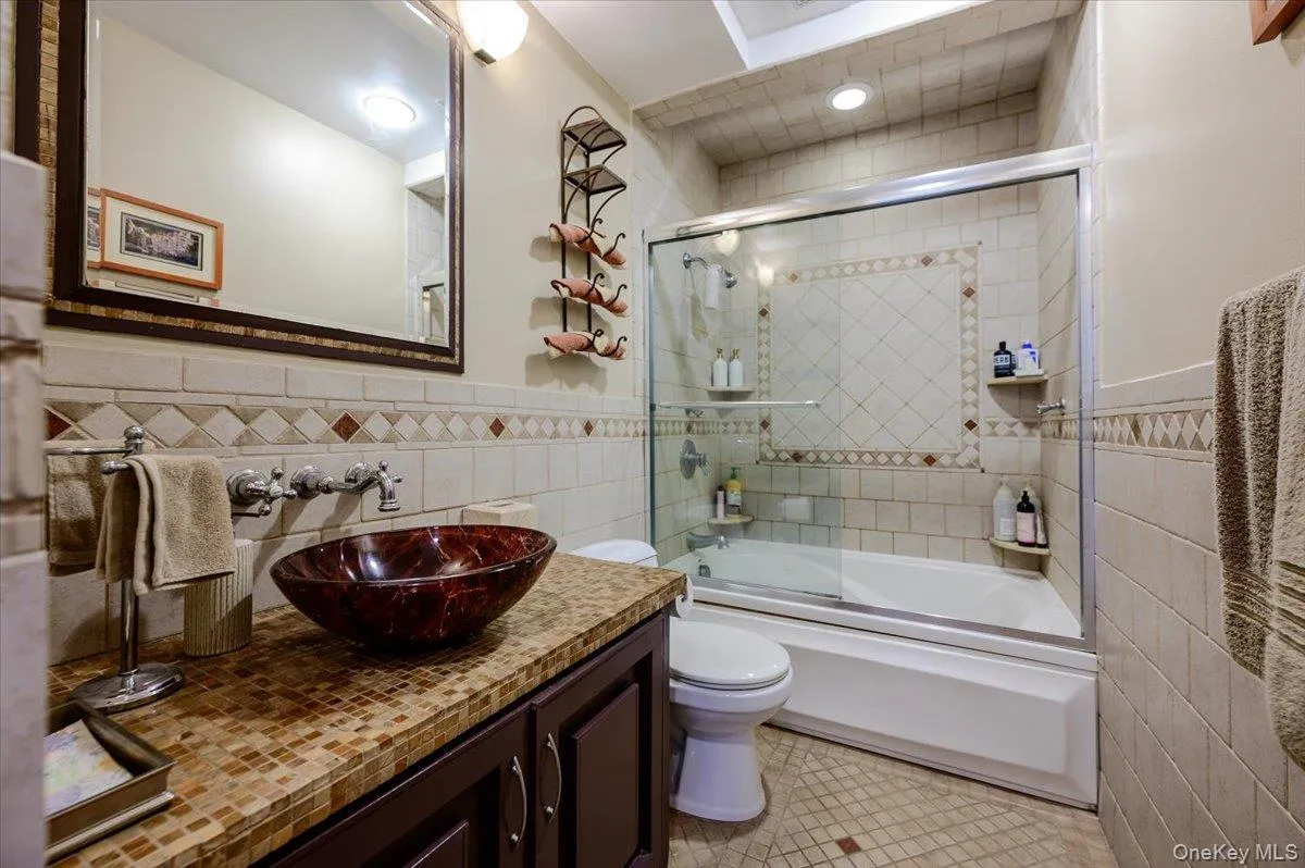 543 Broadway, Long Beach, NY, 3 Bedrooms Bedrooms, 6 Rooms Rooms,1 BathroomBathrooms,Residential,For Rent,Broadway,0,1038998 543 Broadway, Long Beach, NY, 3 Bedrooms Bedrooms, 6 Rooms Rooms,1 BathroomBathrooms,Residential,For Rent,Broadway,0,1038998