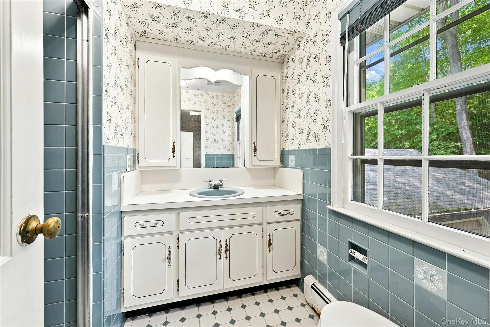 31 Sands Lane, Brookhaven, NY, 4 Bedrooms Bedrooms, 11 Rooms Rooms,3 BathroomsBathrooms,Residential,For Rent,Sands,0,1039000 31 Sands Lane, Brookhaven, NY, 4 Bedrooms Bedrooms, 11 Rooms Rooms,3 BathroomsBathrooms,Residential,For Rent,Sands,0,1039000