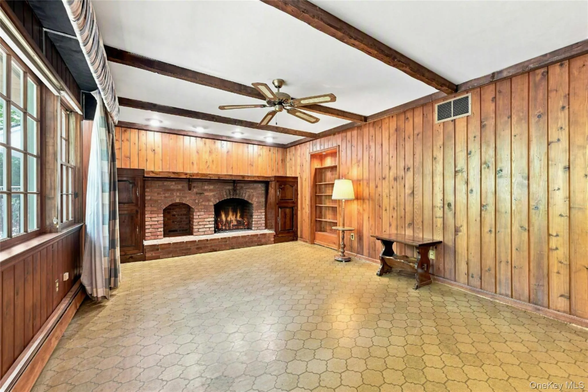 31 Sands Lane, Brookhaven, NY, 4 Bedrooms Bedrooms, 11 Rooms Rooms,3 BathroomsBathrooms,Residential,For Rent,Sands,0,1039000 31 Sands Lane, Brookhaven, NY, 4 Bedrooms Bedrooms, 11 Rooms Rooms,3 BathroomsBathrooms,Residential,For Rent,Sands,0,1039000