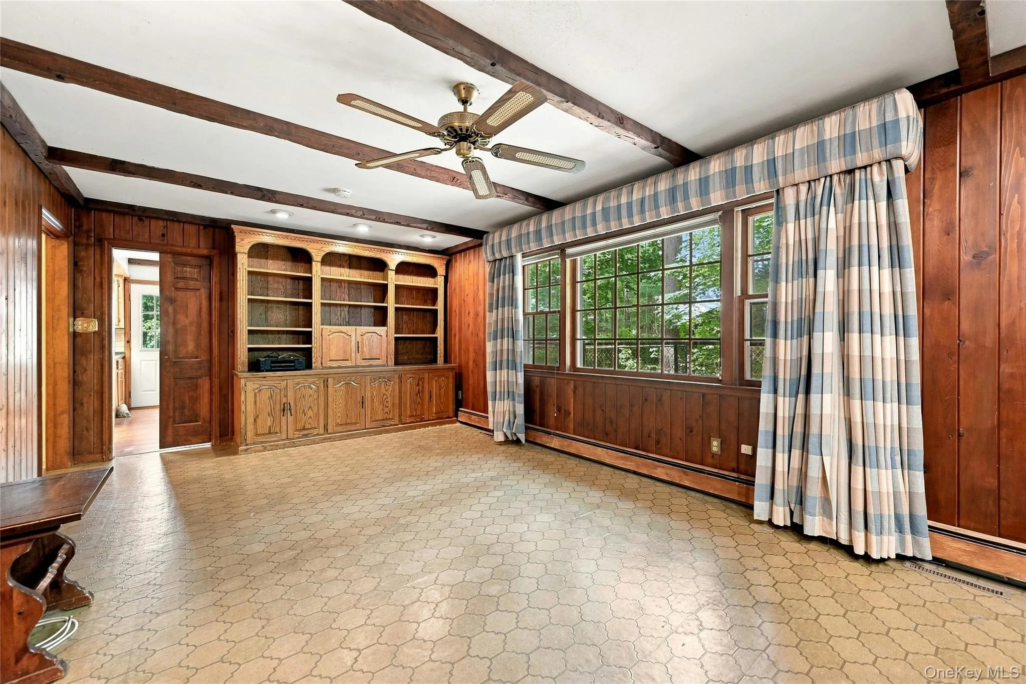 31 Sands Lane, Brookhaven, NY, 4 Bedrooms Bedrooms, 11 Rooms Rooms,3 BathroomsBathrooms,Residential,For Rent,Sands,0,1039000 31 Sands Lane, Brookhaven, NY, 4 Bedrooms Bedrooms, 11 Rooms Rooms,3 BathroomsBathrooms,Residential,For Rent,Sands,0,1039000