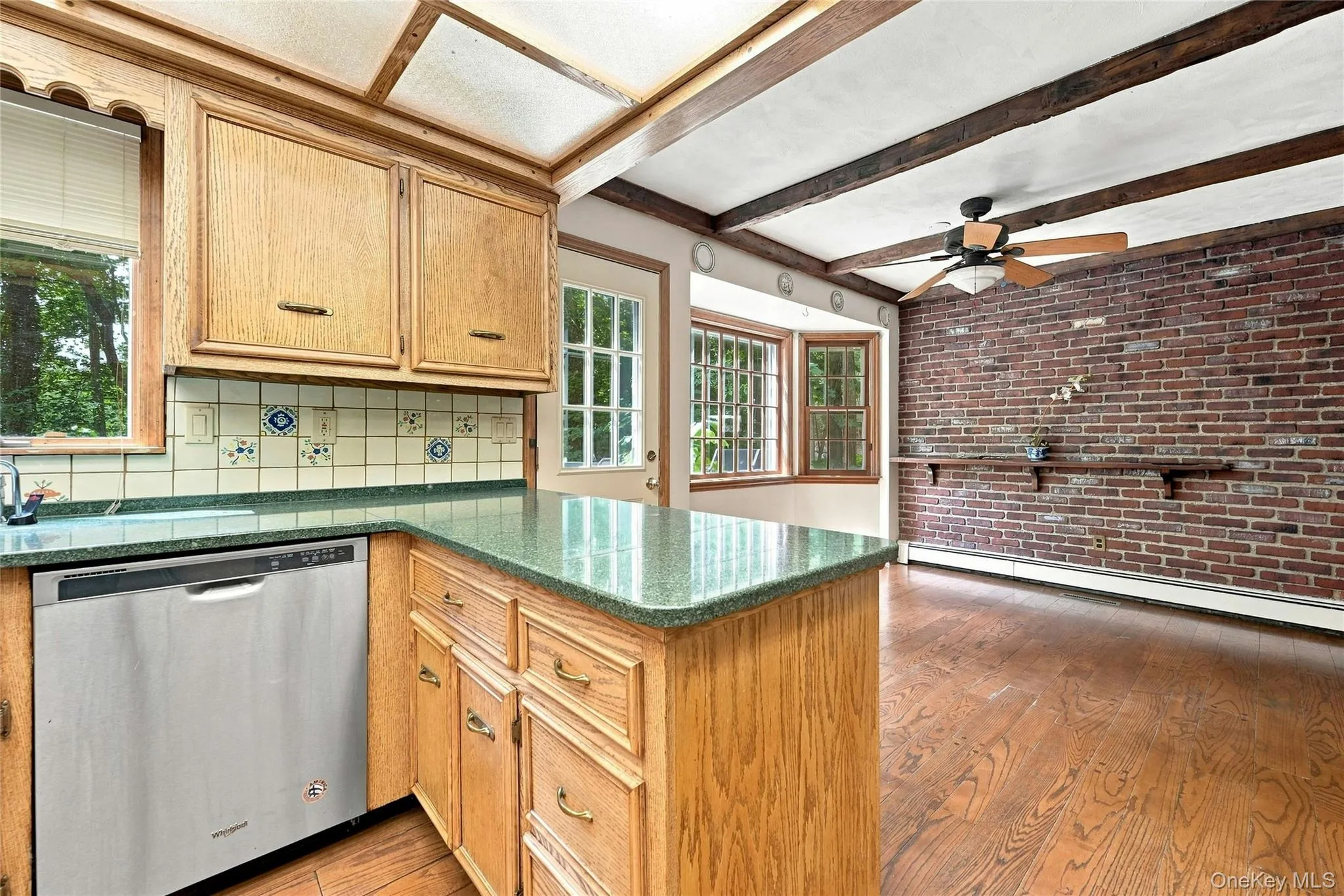 31 Sands Lane, Brookhaven, NY, 4 Bedrooms Bedrooms, 11 Rooms Rooms,3 BathroomsBathrooms,Residential,For Rent,Sands,0,1039000 31 Sands Lane, Brookhaven, NY, 4 Bedrooms Bedrooms, 11 Rooms Rooms,3 BathroomsBathrooms,Residential,For Rent,Sands,0,1039000