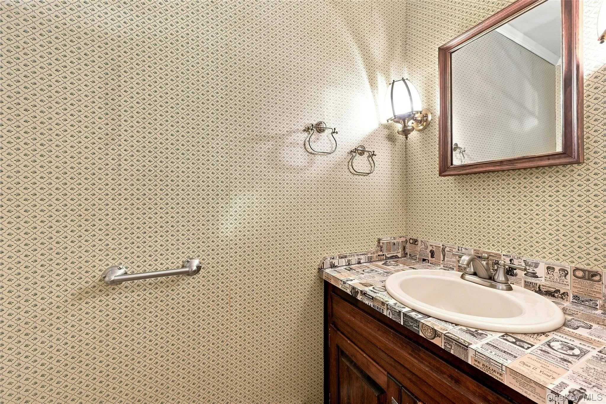 31 Sands Lane, Brookhaven, NY, 4 Bedrooms Bedrooms, 11 Rooms Rooms,3 BathroomsBathrooms,Residential,For Rent,Sands,0,1039000 31 Sands Lane, Brookhaven, NY, 4 Bedrooms Bedrooms, 11 Rooms Rooms,3 BathroomsBathrooms,Residential,For Rent,Sands,0,1039000