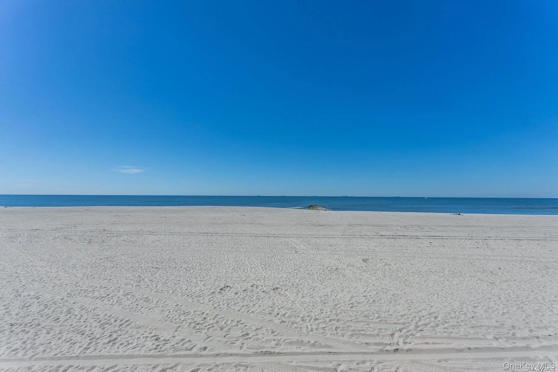 120 Mitchell Avenue, Long Beach, NY, 2 Bedrooms Bedrooms, 4 Rooms Rooms,1 BathroomBathrooms,Residential Lease,For Rent,Mitchell,0,1039001 120 Mitchell Avenue, Long Beach, NY, 2 Bedrooms Bedrooms, 4 Rooms Rooms,1 BathroomBathrooms,Residential Lease,For Rent,Mitchell,0,1039001