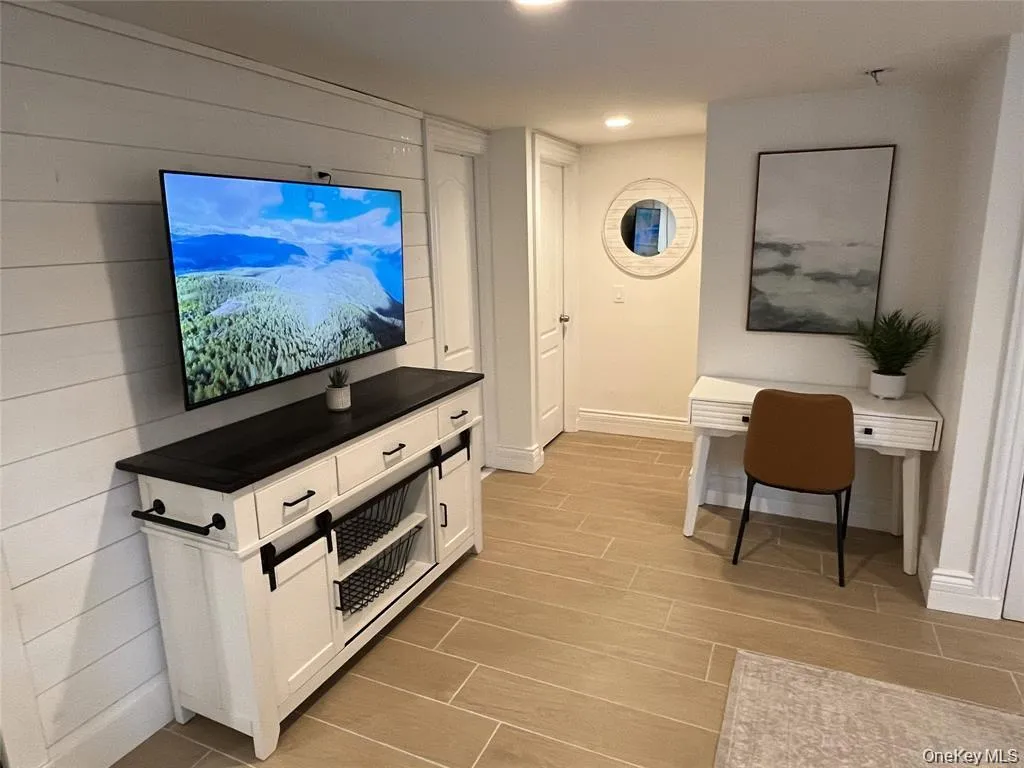 120 Mitchell Avenue, Long Beach, NY, 2 Bedrooms Bedrooms, 4 Rooms Rooms,1 BathroomBathrooms,Residential Lease,For Rent,Mitchell,0,1039001 120 Mitchell Avenue, Long Beach, NY, 2 Bedrooms Bedrooms, 4 Rooms Rooms,1 BathroomBathrooms,Residential Lease,For Rent,Mitchell,0,1039001