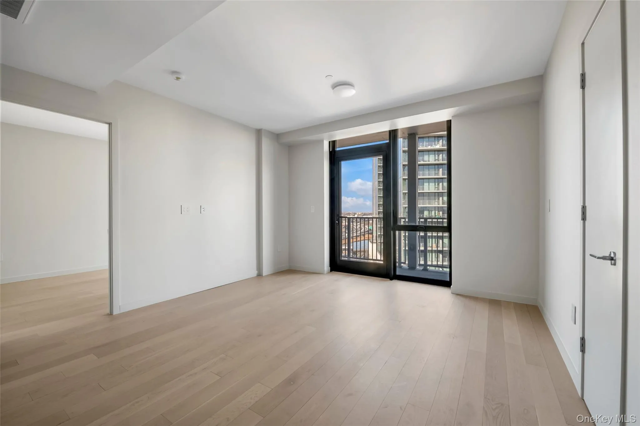 131-02B 40th Road, New York, NY, 1 Bedroom Bedrooms, 3 Rooms Rooms,1 BathroomBathrooms,Residential,For Rent,40th,0,1039007 131-02B 40th Road, New York, NY, 1 Bedroom Bedrooms, 3 Rooms Rooms,1 BathroomBathrooms,Residential,For Rent,40th,0,1039007