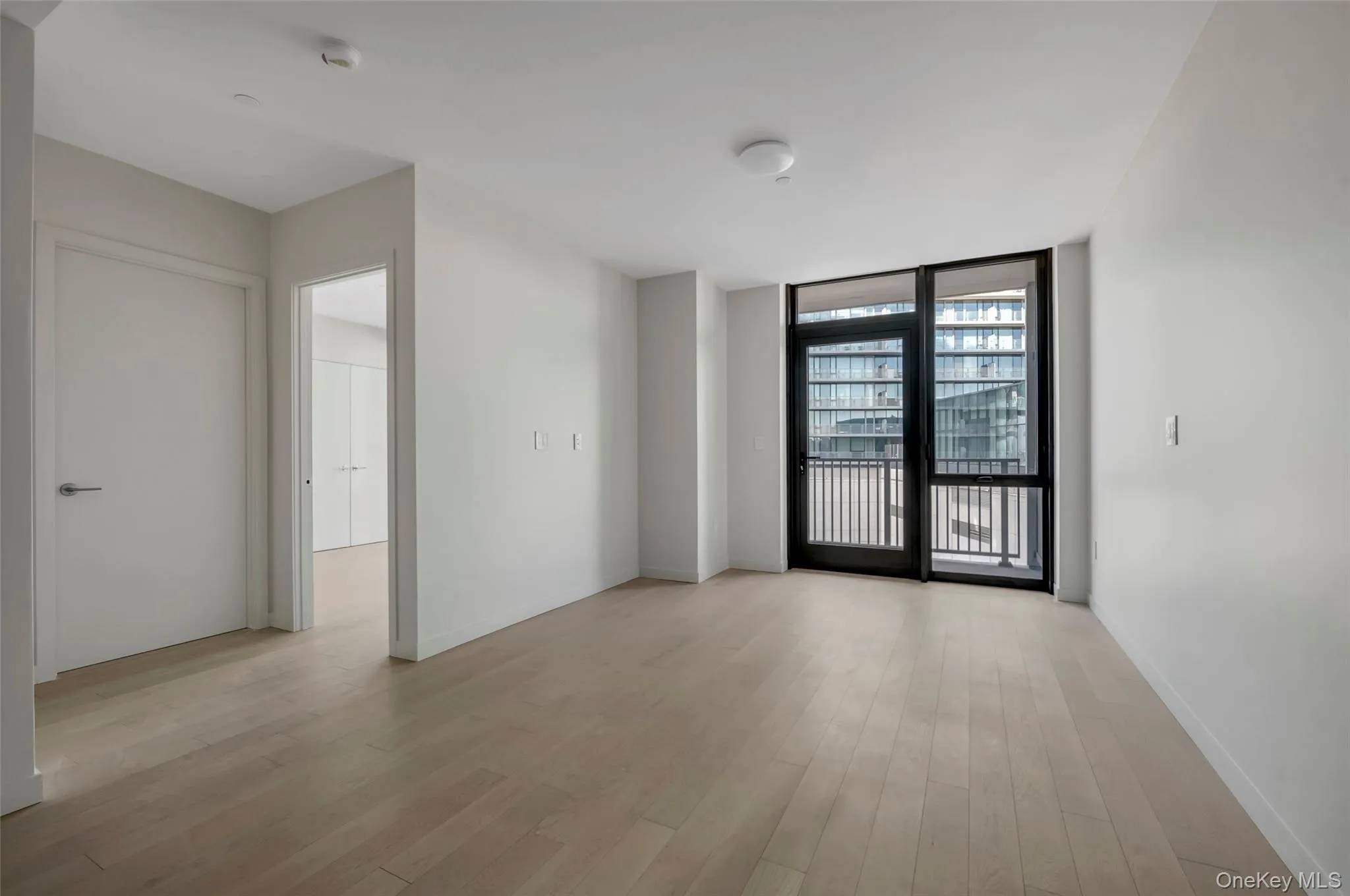 131-02B 40th Road, New York, NY, 1 Bedroom Bedrooms, 3 Rooms Rooms,1 BathroomBathrooms,Residential,For Rent,40th,0,1039007 131-02B 40th Road, New York, NY, 1 Bedroom Bedrooms, 3 Rooms Rooms,1 BathroomBathrooms,Residential,For Rent,40th,0,1039007