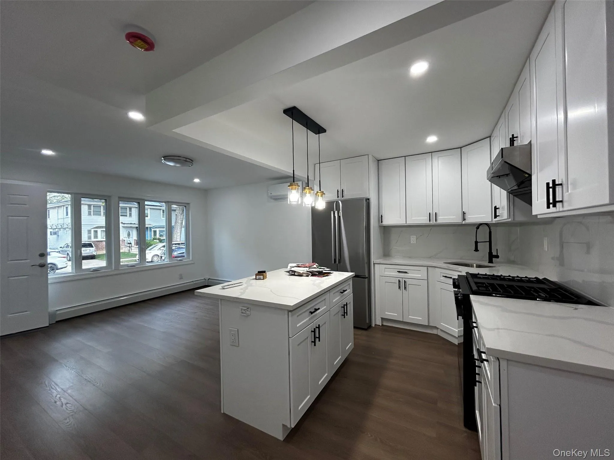 6446 217th, New York, NY, 3 Bedrooms Bedrooms, 9 Rooms Rooms,3 BathroomsBathrooms,Residential Lease,For Rent,217th,0,1039011 6446 217th, New York, NY, 3 Bedrooms Bedrooms, 9 Rooms Rooms,3 BathroomsBathrooms,Residential Lease,For Rent,217th,0,1039011