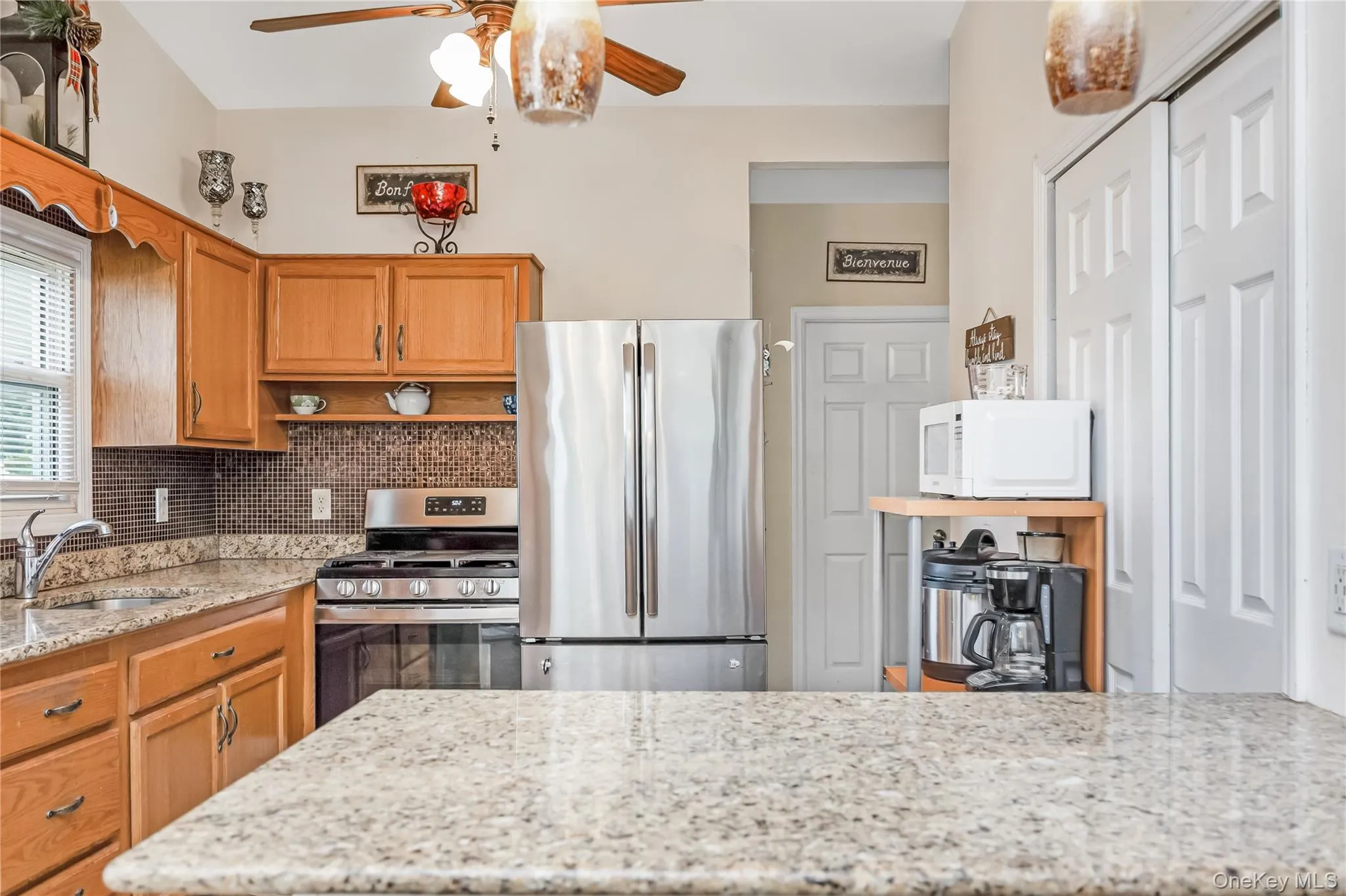 25 Beverly Street, Islip, NY, 3 Bedrooms Bedrooms, 7 Rooms Rooms,1 BathroomBathrooms,Residential,For Rent,Beverly,0,1039015 25 Beverly Street, Islip, NY, 3 Bedrooms Bedrooms, 7 Rooms Rooms,1 BathroomBathrooms,Residential,For Rent,Beverly,0,1039015