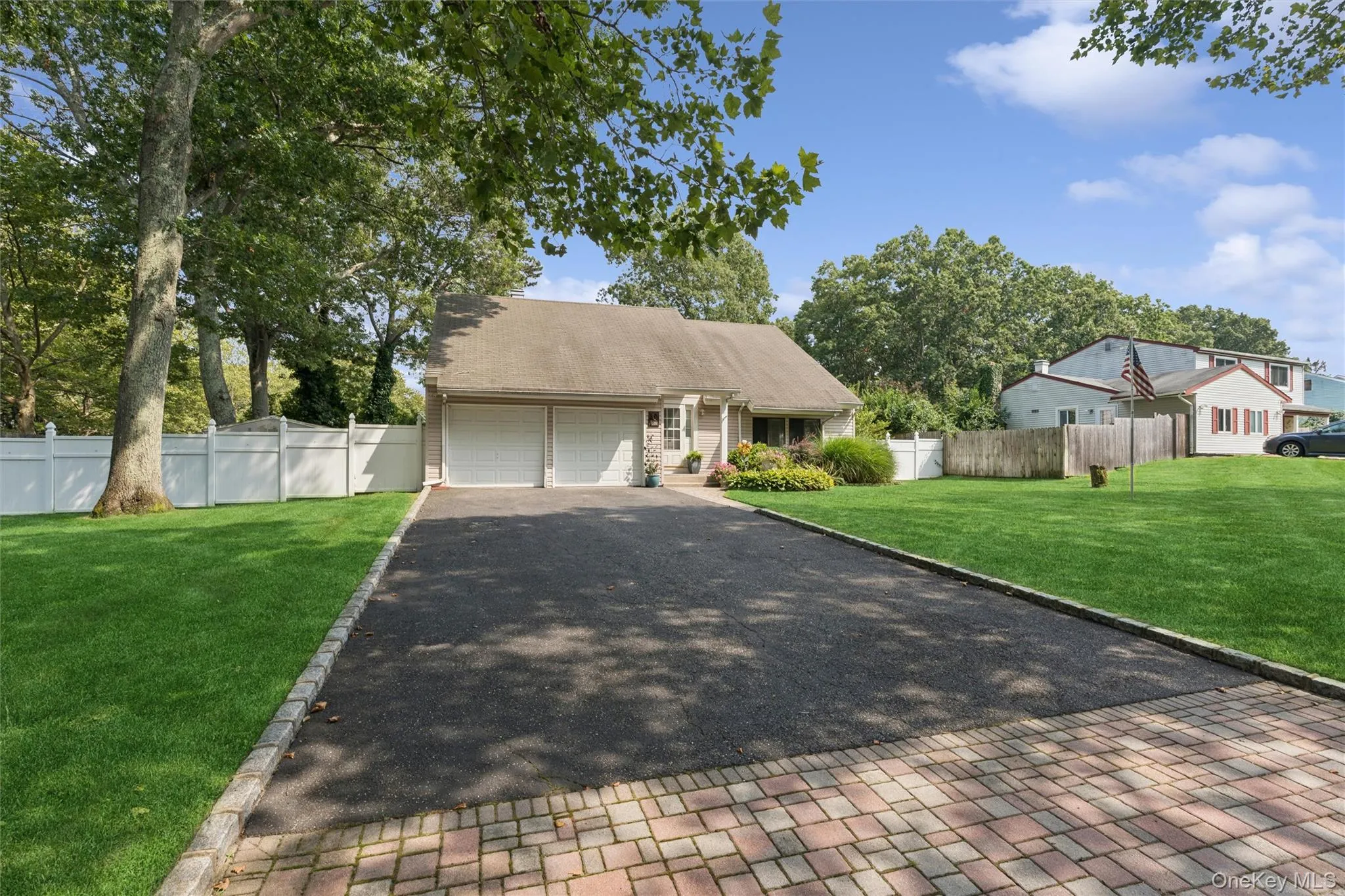 27 Sugarbush Lane, Brookhaven, NY, 4 Bedrooms Bedrooms, 9 Rooms Rooms,2 BathroomsBathrooms,Residential,For Rent,Sugarbush,0,1039017 27 Sugarbush Lane, Brookhaven, NY, 4 Bedrooms Bedrooms, 9 Rooms Rooms,2 BathroomsBathrooms,Residential,For Rent,Sugarbush,0,1039017
