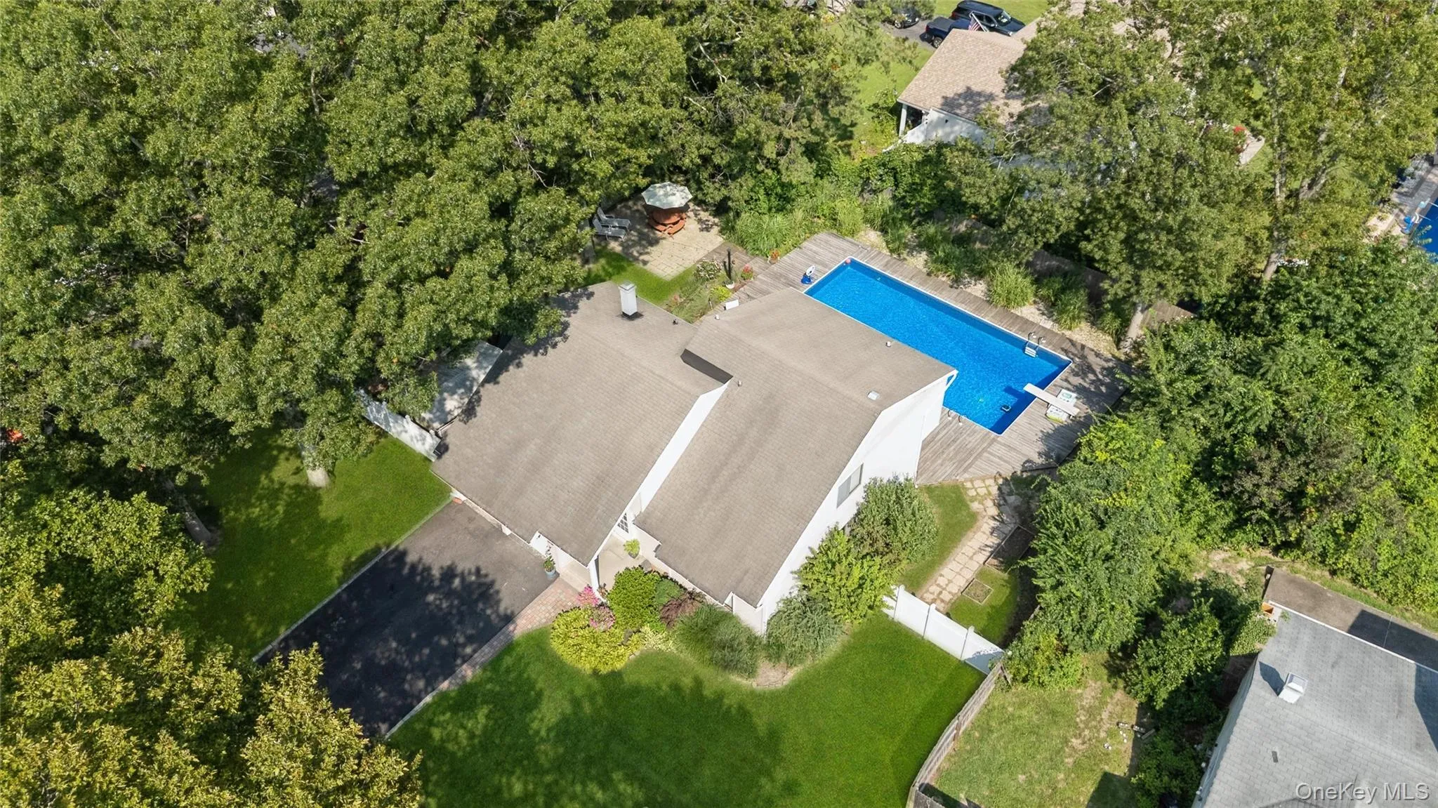 27 Sugarbush Lane, Brookhaven, NY, 4 Bedrooms Bedrooms, 9 Rooms Rooms,2 BathroomsBathrooms,Residential,For Rent,Sugarbush,0,1039017 27 Sugarbush Lane, Brookhaven, NY, 4 Bedrooms Bedrooms, 9 Rooms Rooms,2 BathroomsBathrooms,Residential,For Rent,Sugarbush,0,1039017