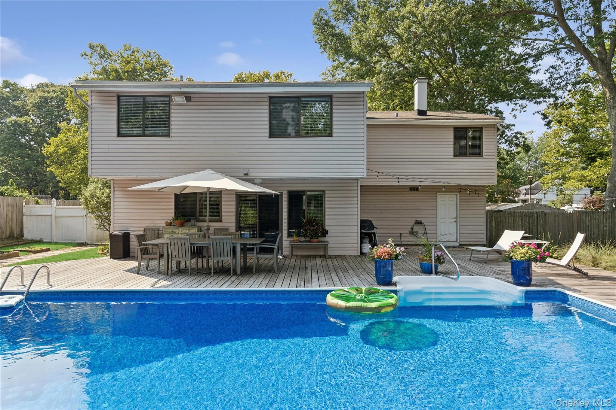 27 Sugarbush Lane, Brookhaven, NY, 4 Bedrooms Bedrooms, 9 Rooms Rooms,2 BathroomsBathrooms,Residential,For Rent,Sugarbush,0,1039017 27 Sugarbush Lane, Brookhaven, NY, 4 Bedrooms Bedrooms, 9 Rooms Rooms,2 BathroomsBathrooms,Residential,For Rent,Sugarbush,0,1039017