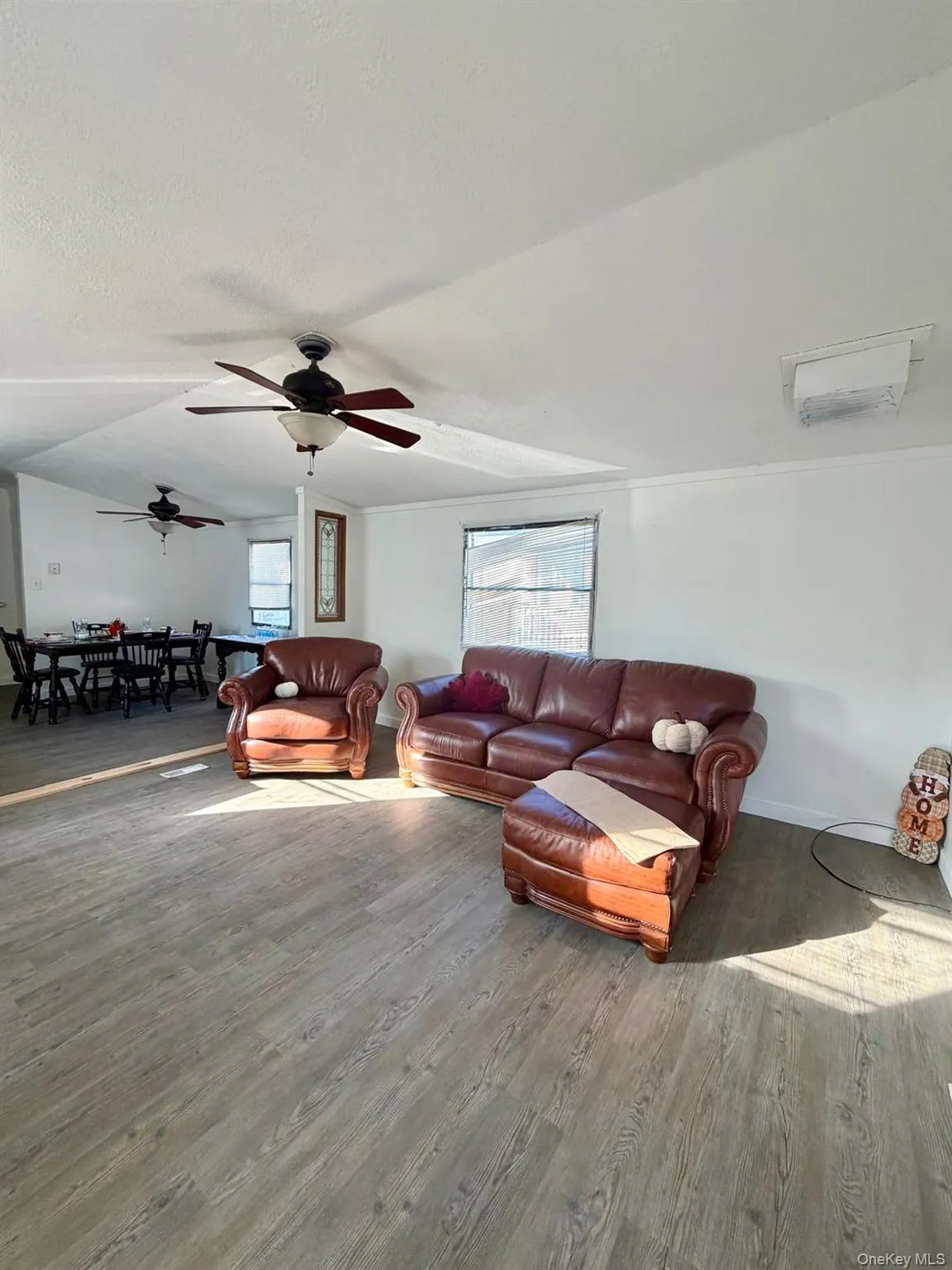 567 Sheafe Road, Poughkeepsie (town), NY, 3 Bedrooms Bedrooms, 6 Rooms Rooms,2 BathroomsBathrooms,Residential,For Rent,Sheafe,0,1039019 567 Sheafe Road, Poughkeepsie (town), NY, 3 Bedrooms Bedrooms, 6 Rooms Rooms,2 BathroomsBathrooms,Residential,For Rent,Sheafe,0,1039019