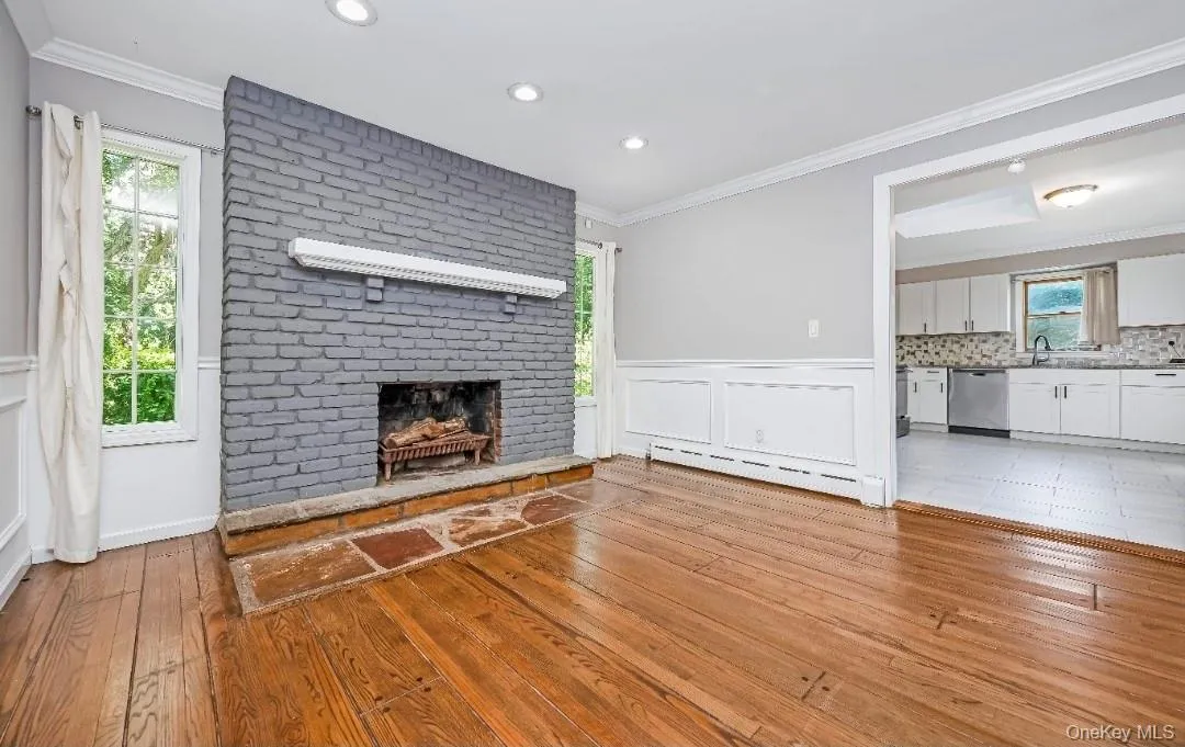 9 Half Moon Pond Road, Brookhaven, NY, 4 Bedrooms Bedrooms, 9 Rooms Rooms,2 BathroomsBathrooms,Residential,For Rent,Half Moon Pond,0,1039022 9 Half Moon Pond Road, Brookhaven, NY, 4 Bedrooms Bedrooms, 9 Rooms Rooms,2 BathroomsBathrooms,Residential,For Rent,Half Moon Pond,0,1039022