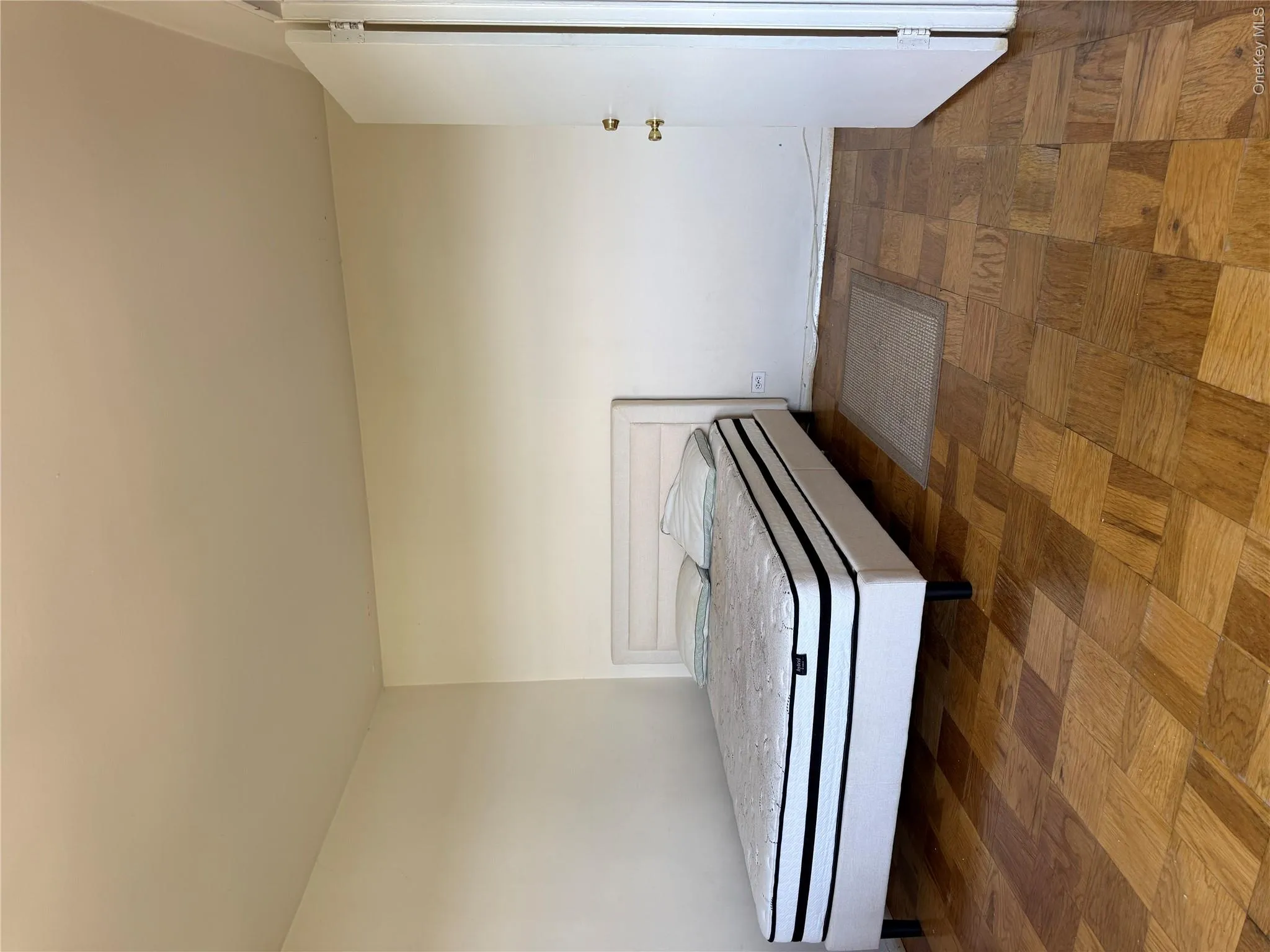 61-20 Grand Central Parkway, New York, NY, 3 Bedrooms Bedrooms, 6 Rooms Rooms,2 BathroomsBathrooms,Residential,For Rent,Grand Central,0,1039025 61-20 Grand Central Parkway, New York, NY, 3 Bedrooms Bedrooms, 6 Rooms Rooms,2 BathroomsBathrooms,Residential,For Rent,Grand Central,0,1039025