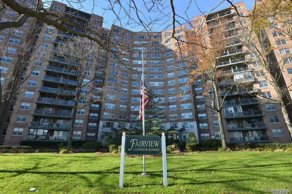 61-20 Grand Central Parkway, New York, NY, 3 Bedrooms Bedrooms, 6 Rooms Rooms,2 BathroomsBathrooms,Residential,For Rent,Grand Central,0,1039025 61-20 Grand Central Parkway, New York, NY, 3 Bedrooms Bedrooms, 6 Rooms Rooms,2 BathroomsBathrooms,Residential,For Rent,Grand Central,0,1039025