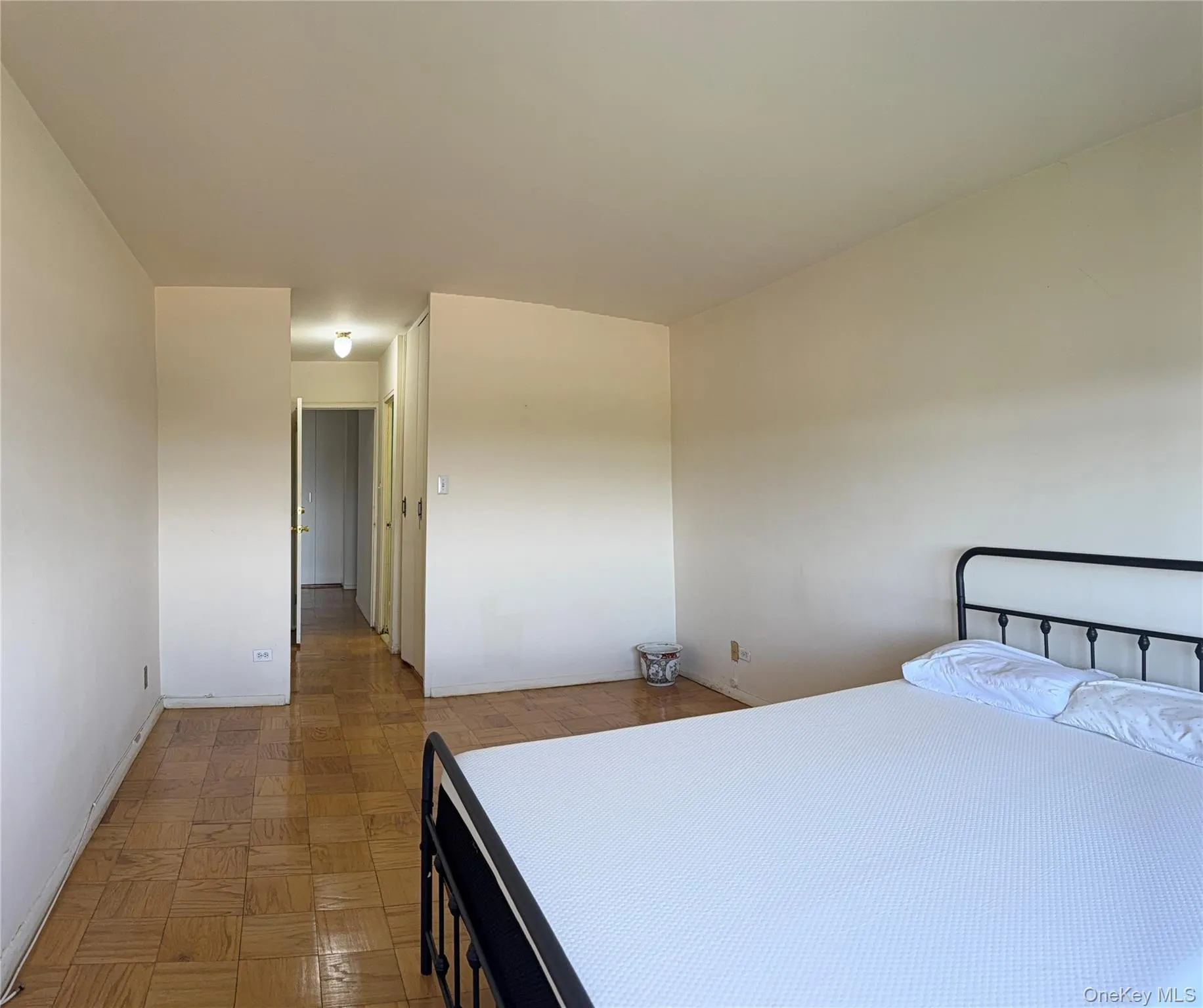 61-20 Grand Central Parkway, New York, NY, 3 Bedrooms Bedrooms, 6 Rooms Rooms,2 BathroomsBathrooms,Residential,For Rent,Grand Central,0,1039025 61-20 Grand Central Parkway, New York, NY, 3 Bedrooms Bedrooms, 6 Rooms Rooms,2 BathroomsBathrooms,Residential,For Rent,Grand Central,0,1039025
