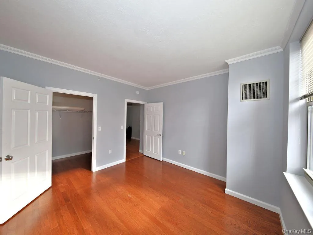 300 Mamaroneck Avenue, White Plains, NY, 1 Bedroom Bedrooms, 3 Rooms Rooms,1 BathroomBathrooms,Residential Lease,For Rent,Mamaroneck,0,1039026 300 Mamaroneck Avenue, White Plains, NY, 1 Bedroom Bedrooms, 3 Rooms Rooms,1 BathroomBathrooms,Residential Lease,For Rent,Mamaroneck,0,1039026
