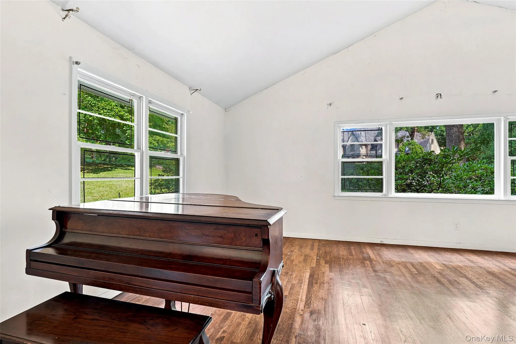 7 Overhill Road, New Rochelle, NY, 3 Bedrooms Bedrooms, 7 Rooms Rooms,2 BathroomsBathrooms,Residential,For Rent,Overhill,0,1039027 7 Overhill Road, New Rochelle, NY, 3 Bedrooms Bedrooms, 7 Rooms Rooms,2 BathroomsBathrooms,Residential,For Rent,Overhill,0,1039027