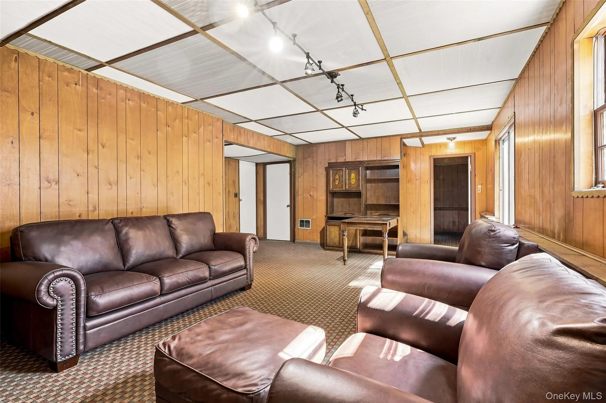 7 Overhill Road, New Rochelle, NY, 3 Bedrooms Bedrooms, 7 Rooms Rooms,2 BathroomsBathrooms,Residential,For Rent,Overhill,0,1039027 7 Overhill Road, New Rochelle, NY, 3 Bedrooms Bedrooms, 7 Rooms Rooms,2 BathroomsBathrooms,Residential,For Rent,Overhill,0,1039027