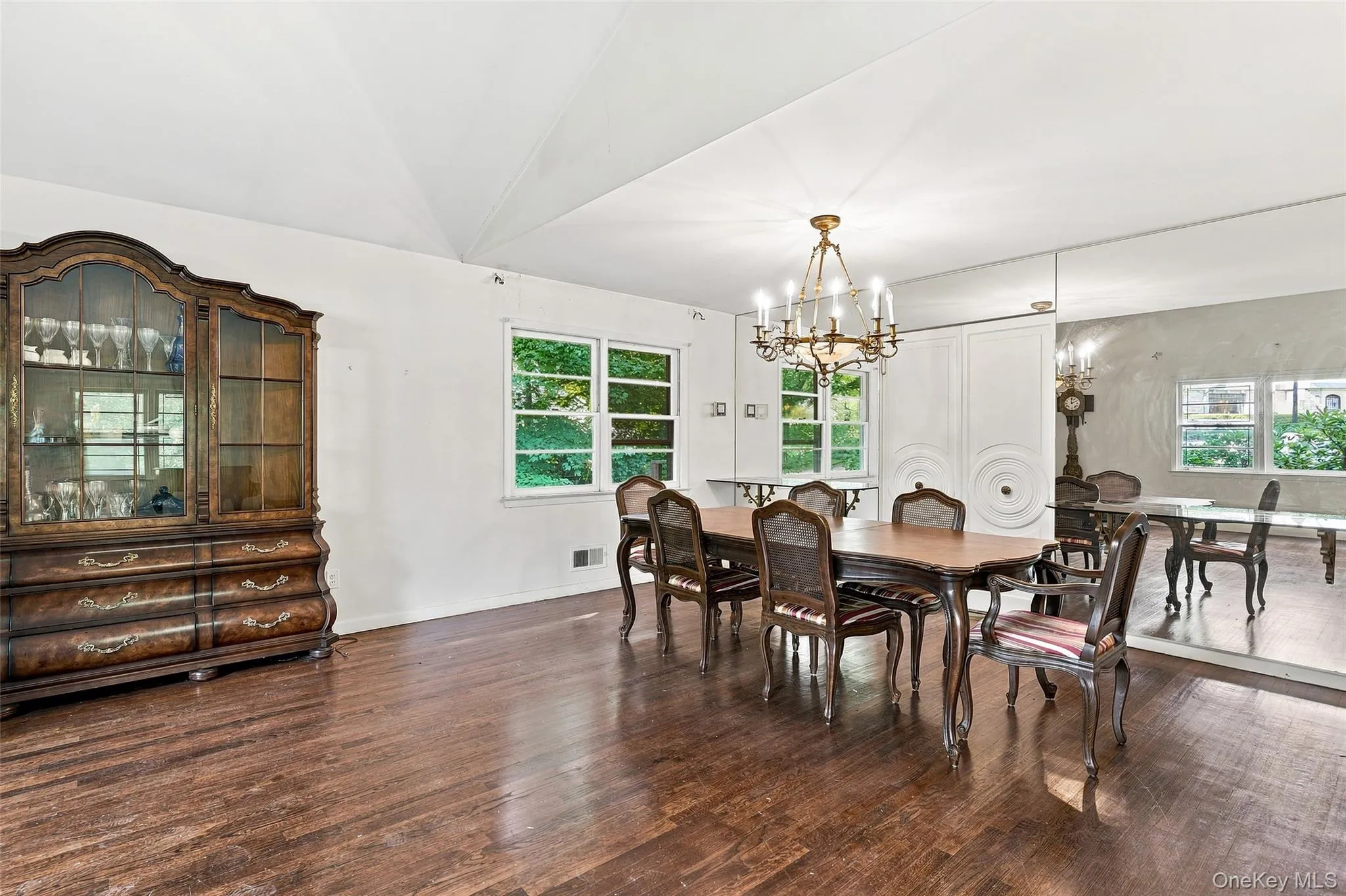 7 Overhill Road, New Rochelle, NY, 3 Bedrooms Bedrooms, 7 Rooms Rooms,2 BathroomsBathrooms,Residential,For Rent,Overhill,0,1039027 7 Overhill Road, New Rochelle, NY, 3 Bedrooms Bedrooms, 7 Rooms Rooms,2 BathroomsBathrooms,Residential,For Rent,Overhill,0,1039027
