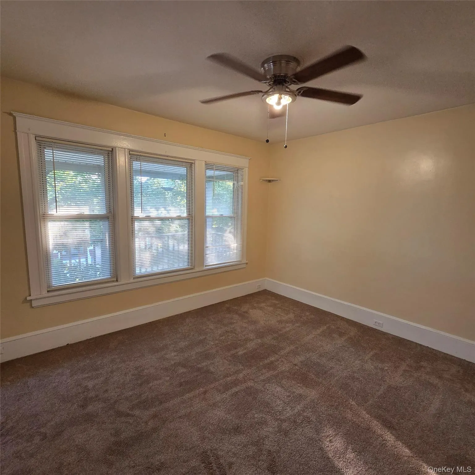 35 Manitou Avenue, Poughkeepsie, NY, 3 Bedrooms Bedrooms, 6 Rooms Rooms,1 BathroomBathrooms,Residential Lease,For Rent,Manitou,0,1039029 35 Manitou Avenue, Poughkeepsie, NY, 3 Bedrooms Bedrooms, 6 Rooms Rooms,1 BathroomBathrooms,Residential Lease,For Rent,Manitou,0,1039029