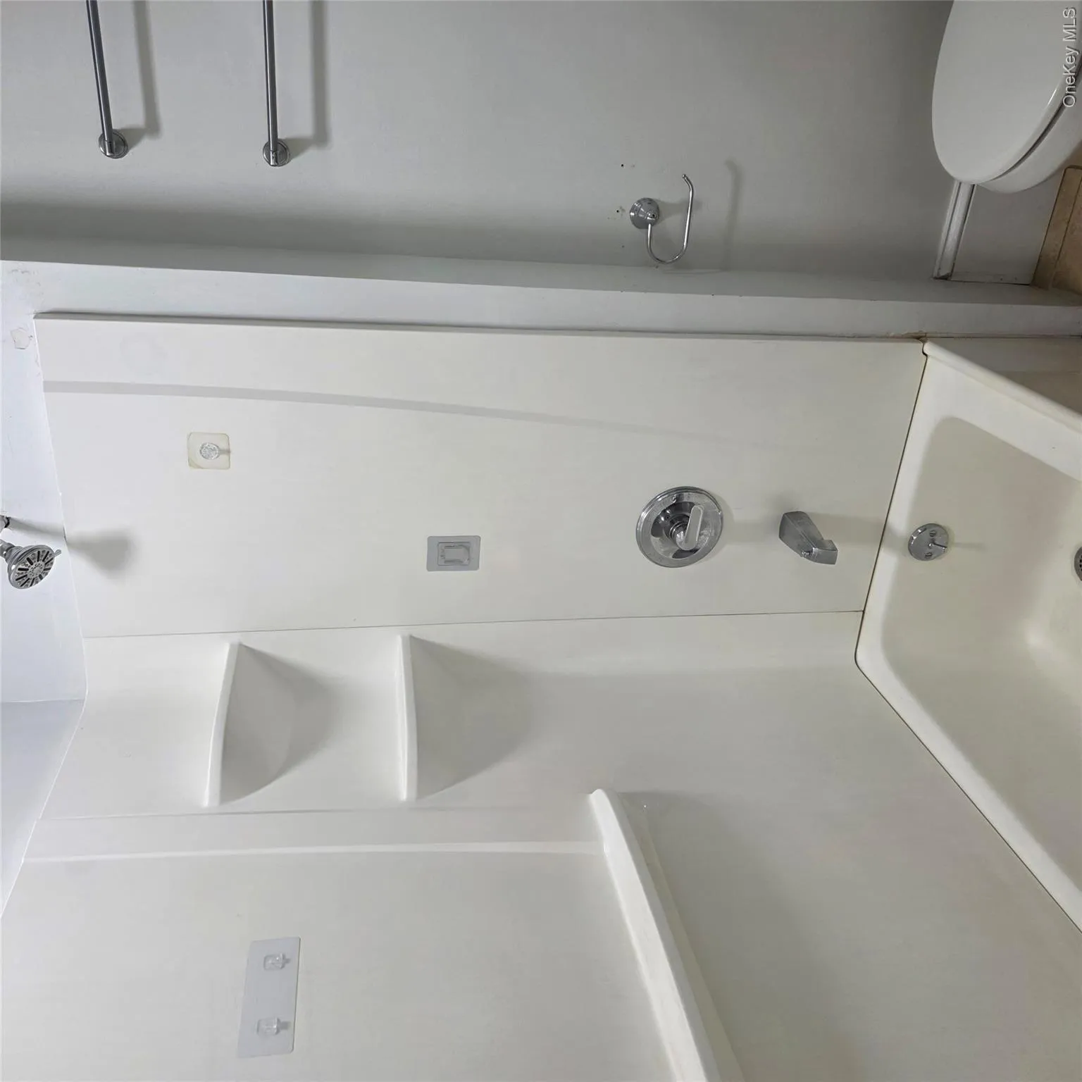 35 Manitou Avenue, Poughkeepsie, NY, 3 Bedrooms Bedrooms, 6 Rooms Rooms,1 BathroomBathrooms,Residential Lease,For Rent,Manitou,0,1039029 35 Manitou Avenue, Poughkeepsie, NY, 3 Bedrooms Bedrooms, 6 Rooms Rooms,1 BathroomBathrooms,Residential Lease,For Rent,Manitou,0,1039029