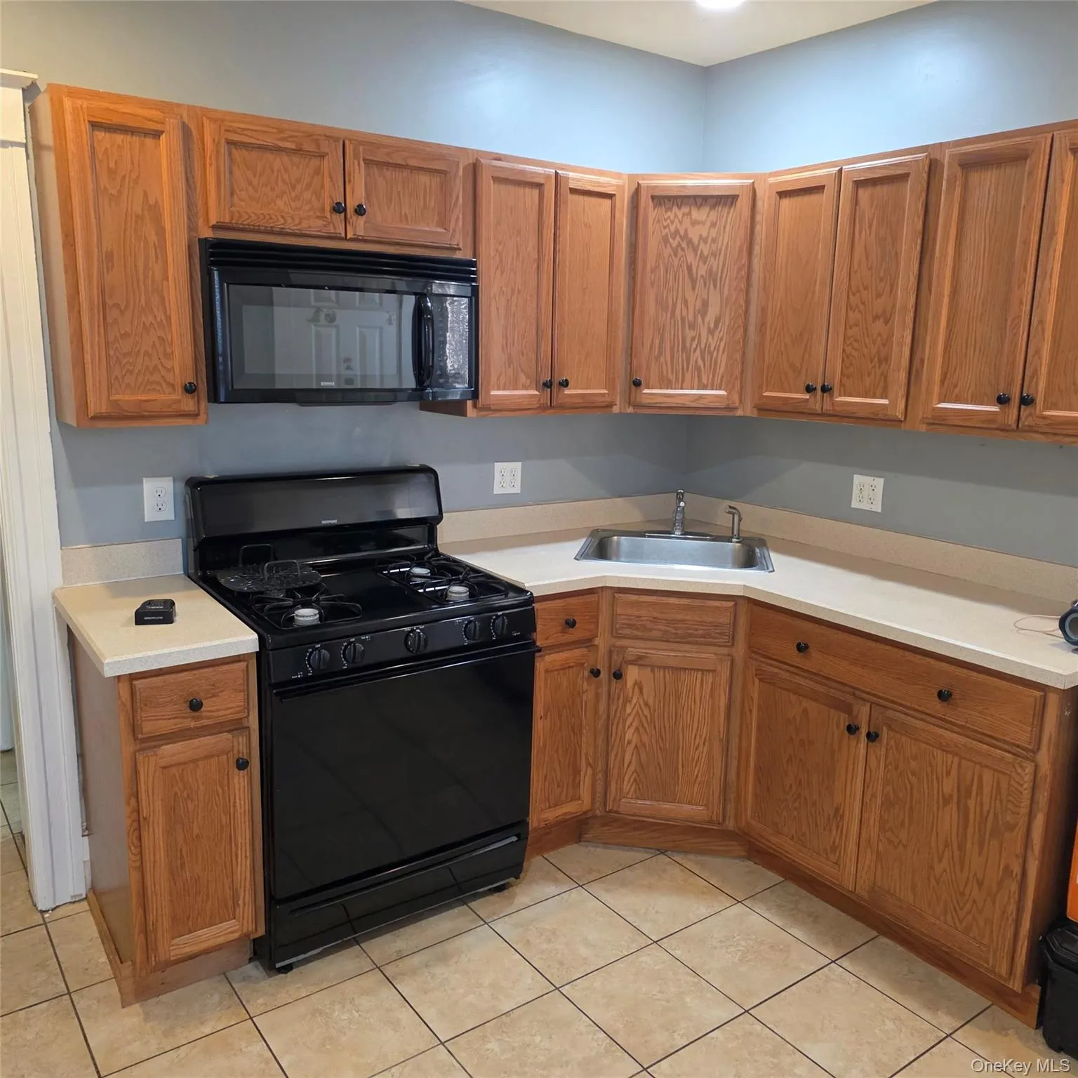 35 Manitou Avenue, Poughkeepsie, NY, 3 Bedrooms Bedrooms, 6 Rooms Rooms,1 BathroomBathrooms,Residential Lease,For Rent,Manitou,0,1039029 35 Manitou Avenue, Poughkeepsie, NY, 3 Bedrooms Bedrooms, 6 Rooms Rooms,1 BathroomBathrooms,Residential Lease,For Rent,Manitou,0,1039029