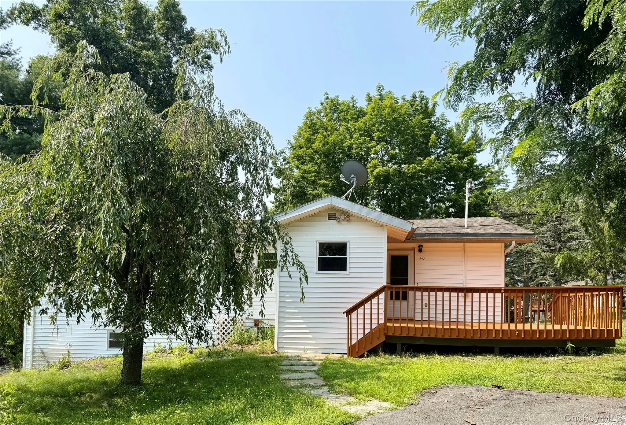 40 Crescent View, Thompson, NY, 3 Bedrooms Bedrooms, 13 Rooms Rooms,3 BathroomsBathrooms,Residential,For Rent,Crescent,0,1039031 40 Crescent View, Thompson, NY, 3 Bedrooms Bedrooms, 13 Rooms Rooms,3 BathroomsBathrooms,Residential,For Rent,Crescent,0,1039031