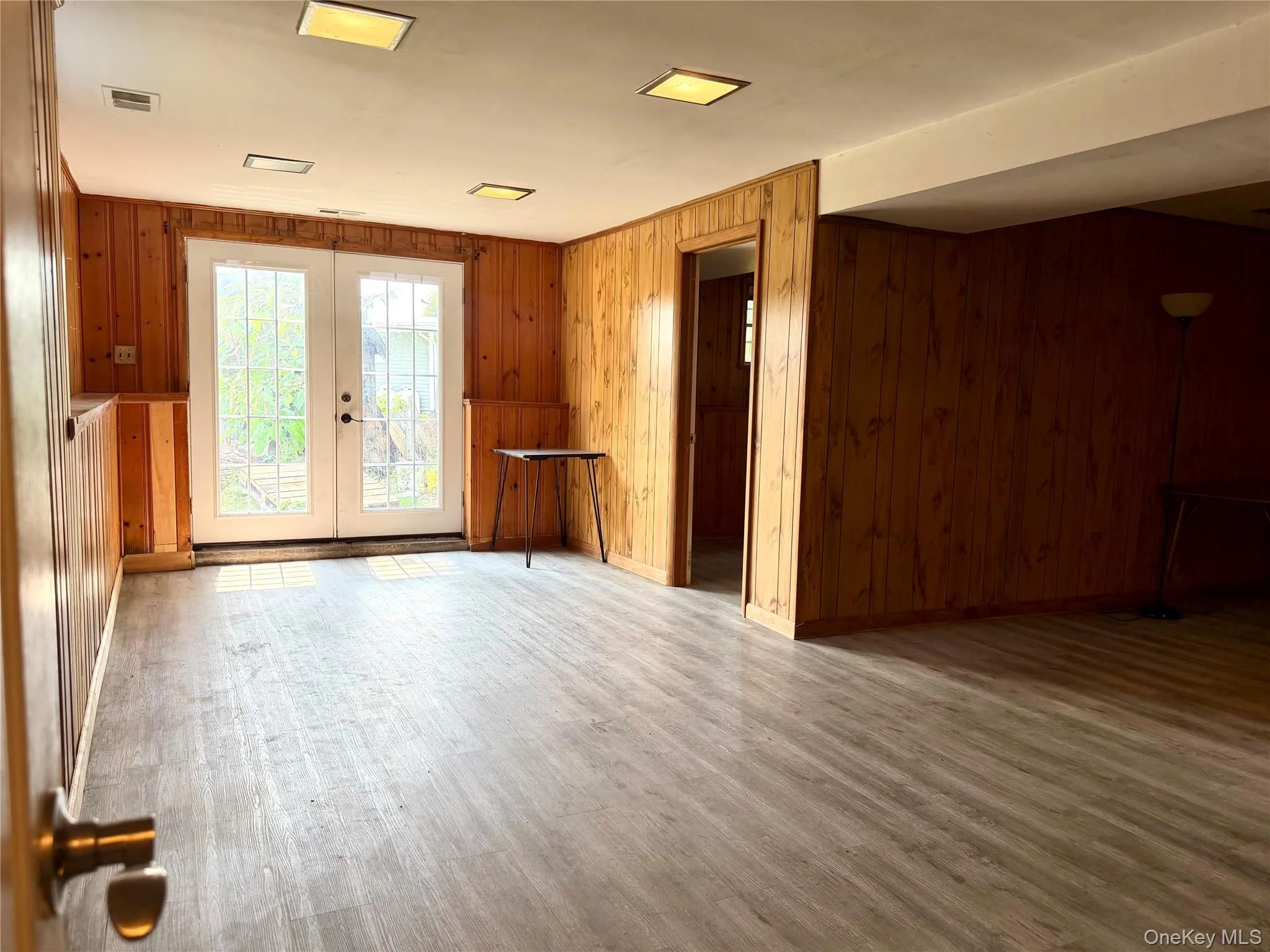 40 Crescent View, Thompson, NY, 3 Bedrooms Bedrooms, 13 Rooms Rooms,3 BathroomsBathrooms,Residential,For Rent,Crescent,0,1039031 40 Crescent View, Thompson, NY, 3 Bedrooms Bedrooms, 13 Rooms Rooms,3 BathroomsBathrooms,Residential,For Rent,Crescent,0,1039031
