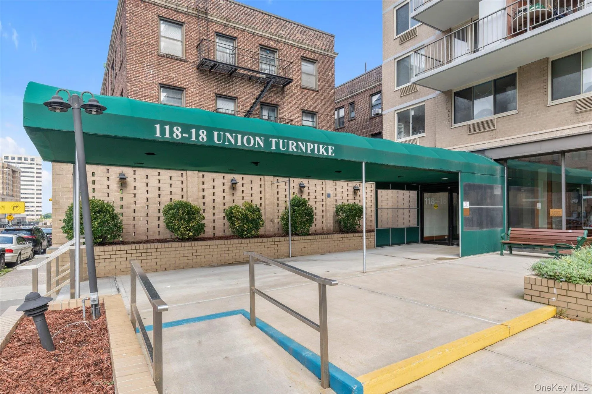 118-18 Union Turnpike, New York, NY, 3 Rooms Rooms,1 BathroomBathrooms,Residential,For Rent,Union,0,1039032 118-18 Union Turnpike, New York, NY, 3 Rooms Rooms,1 BathroomBathrooms,Residential,For Rent,Union,0,1039032