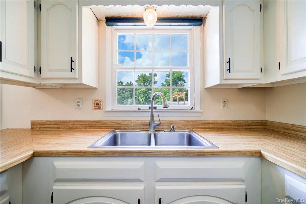 Country Kitchen with Stainless Steel Double Sink Country Kitchen with Stainless Steel Double Sink